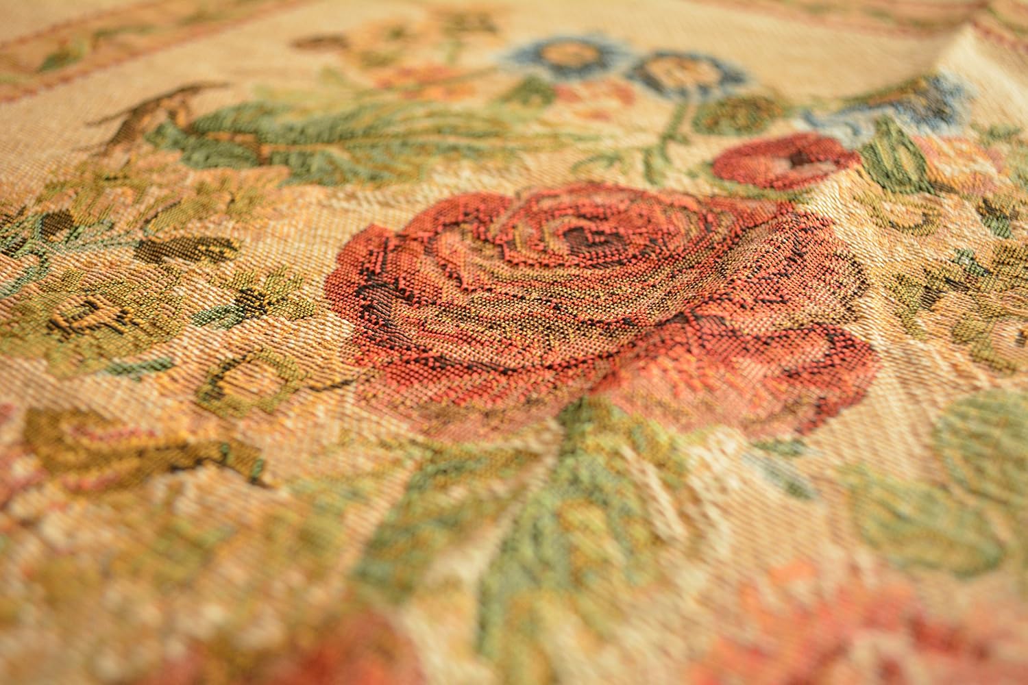Tache 35 Inch Round Floral Country Rustic Morning Meadow Woven Tapestry Tablecloths - 3098