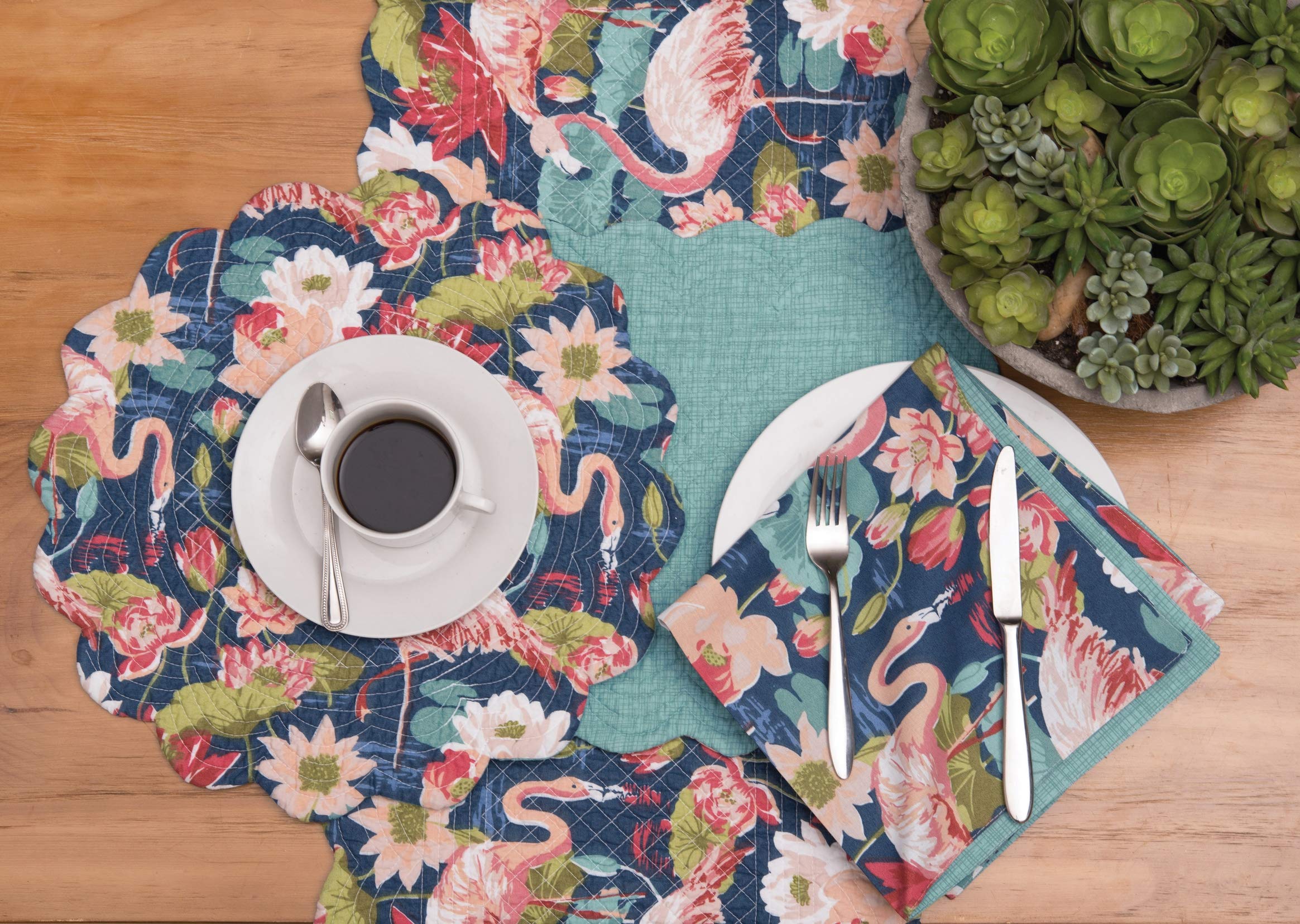 C&F Home Flamingo Lagoon - Camino de mesa (35,5 x 129,5 cm), color azul