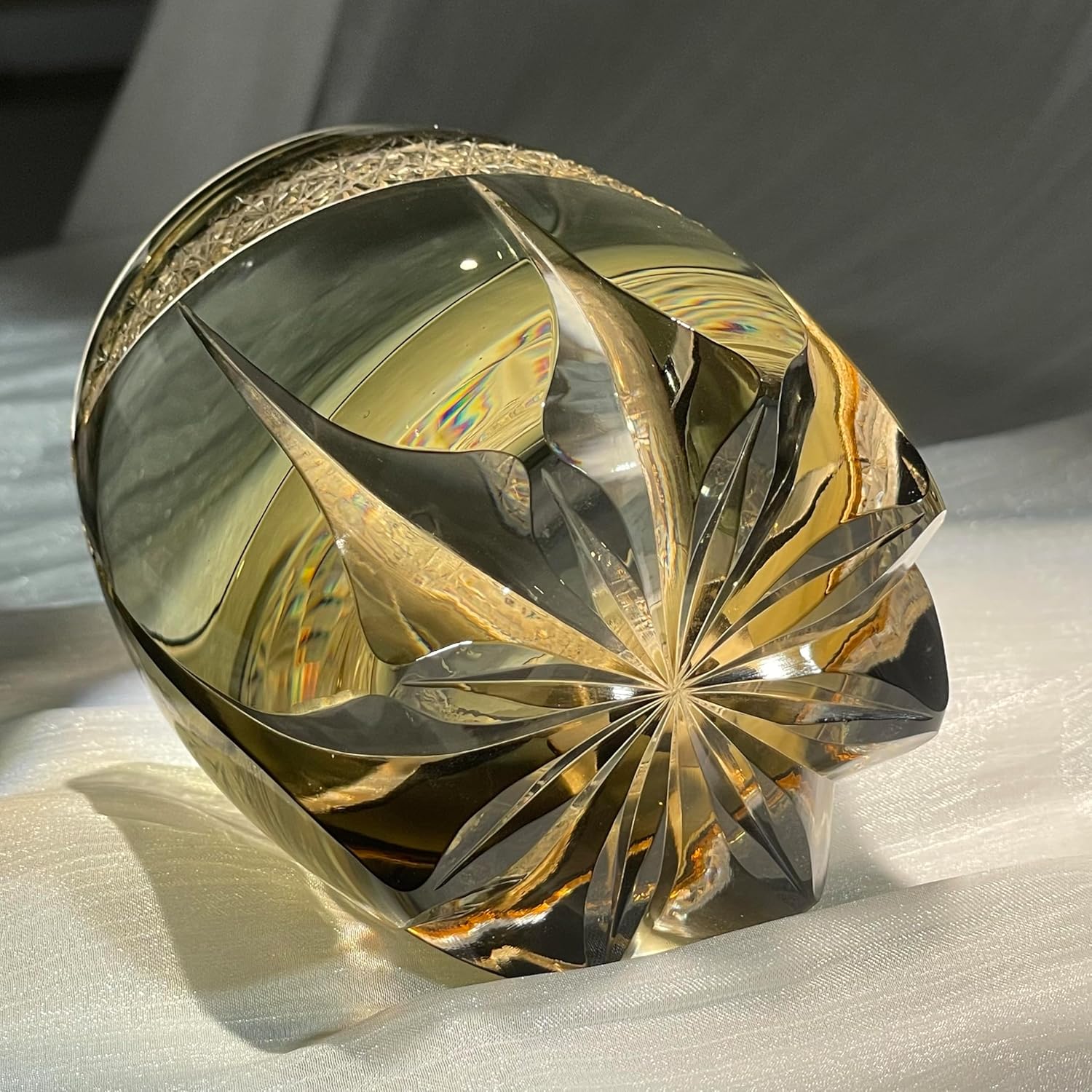 Edo Tokyo Kiriko Style Whiskey Glass – Hand-Cut Crystal Rock Glass, 12 Oz Japanese Inspired Bourbon Tumbler with Intricate Light Refraction Design for Whisky, Scotch, and Cocktails-1Pcs (Lightning)