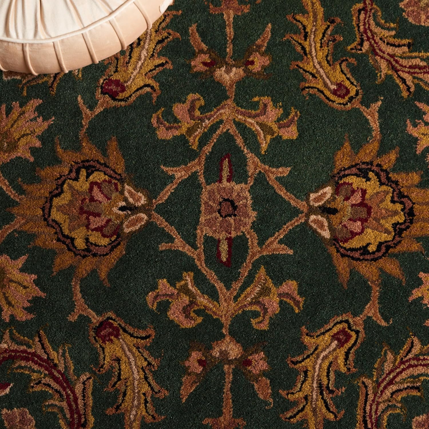 SAFAVIEH Heritage Collection Area Rug - 5' x 8', Dark Green & Gold, Handmade Traditional Oriental Wool, Ideal for High Traffic Areas in Living Room, Bedroom (HG628A)
