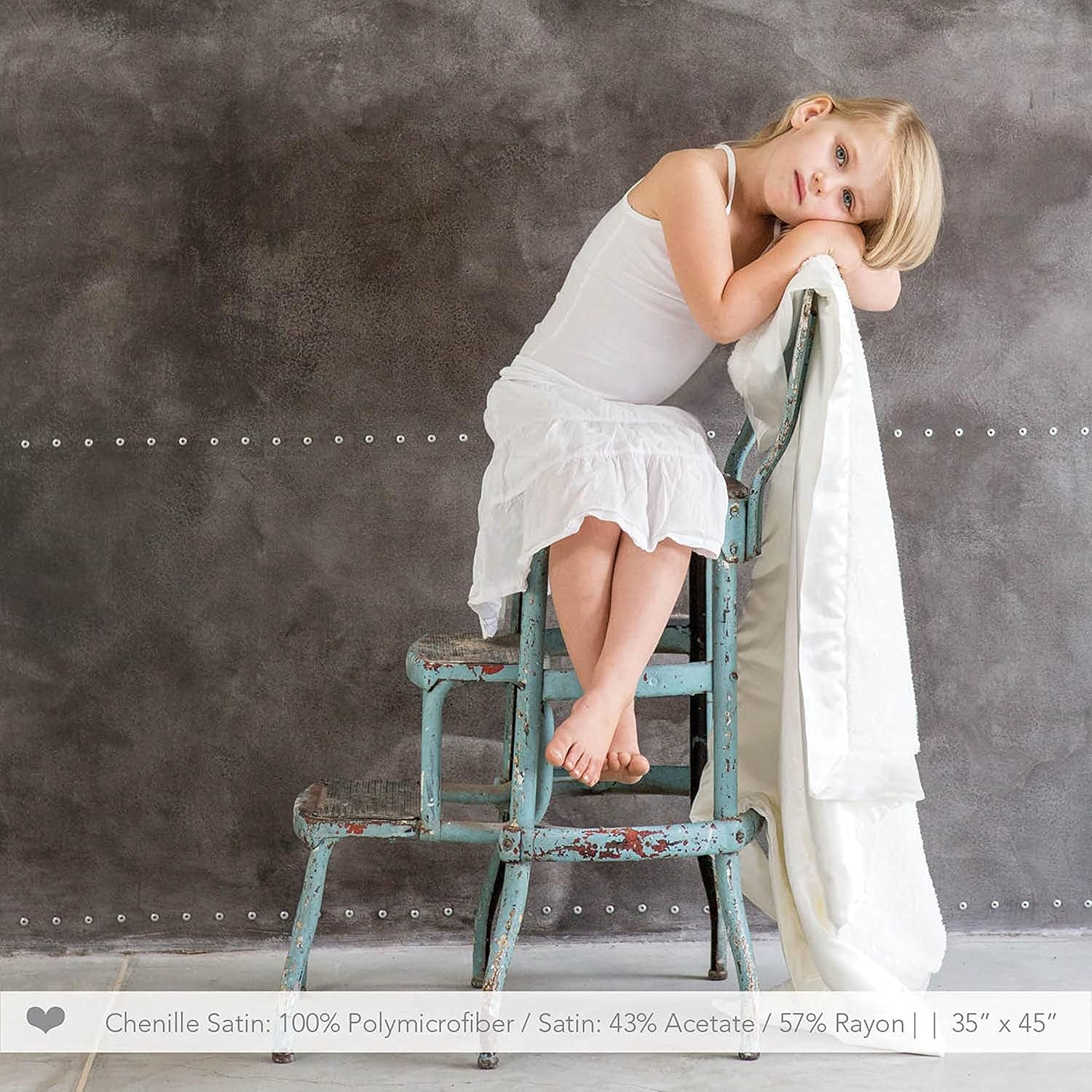 Little Giraffe Chenille Satin Baby Blanket 35" x 45", Pink - Image 4