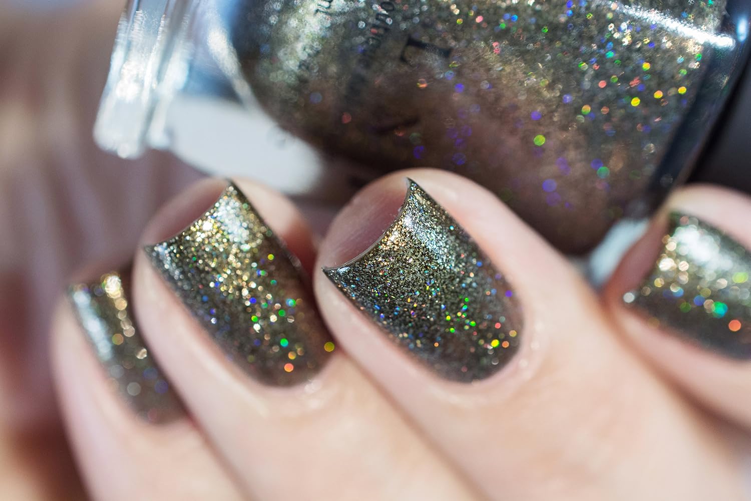 ILNP Caesar - Deep Olive Holographic Metallic Nail Polish