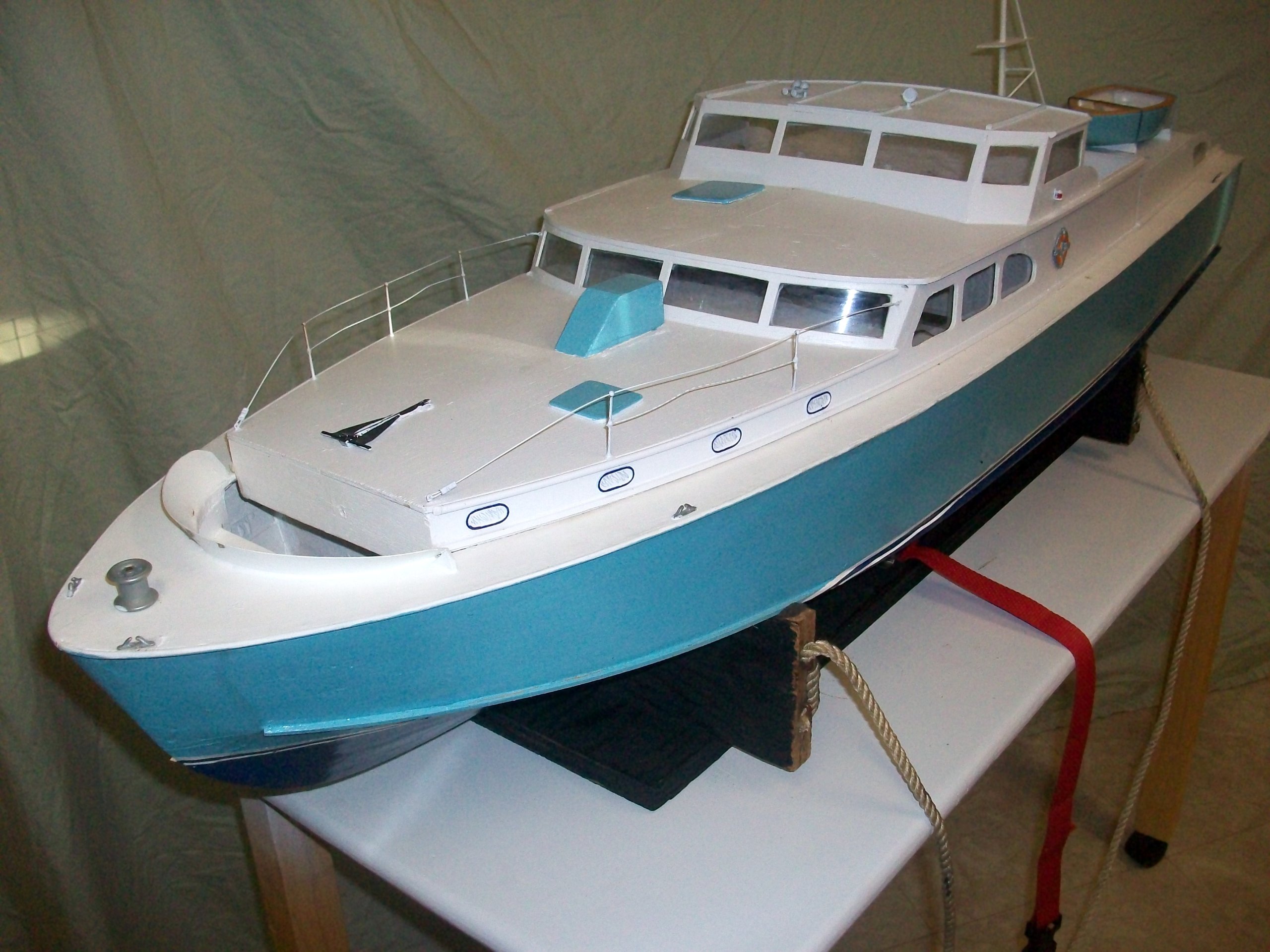Kit Maquette Bateau Hobie Cat En Bois Dumas - Construction Modèle Réduit - Activité Manuelle