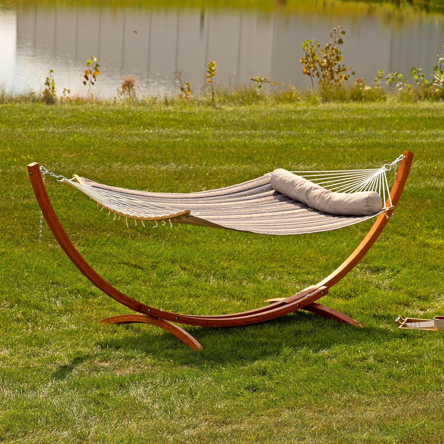 Sunnydaze Outdoor Hammock with Spreader Bar - 450-Pound Capacity Curved Spreader Bar Hammock - Mountainside
