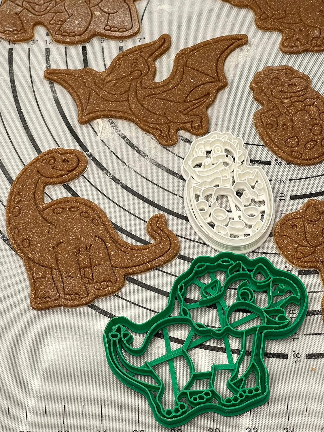 Set of 6 Baby Dinosaurs Cookie Cutter Mold 5-Inch-Scale Produced by 3D Kitchen Art