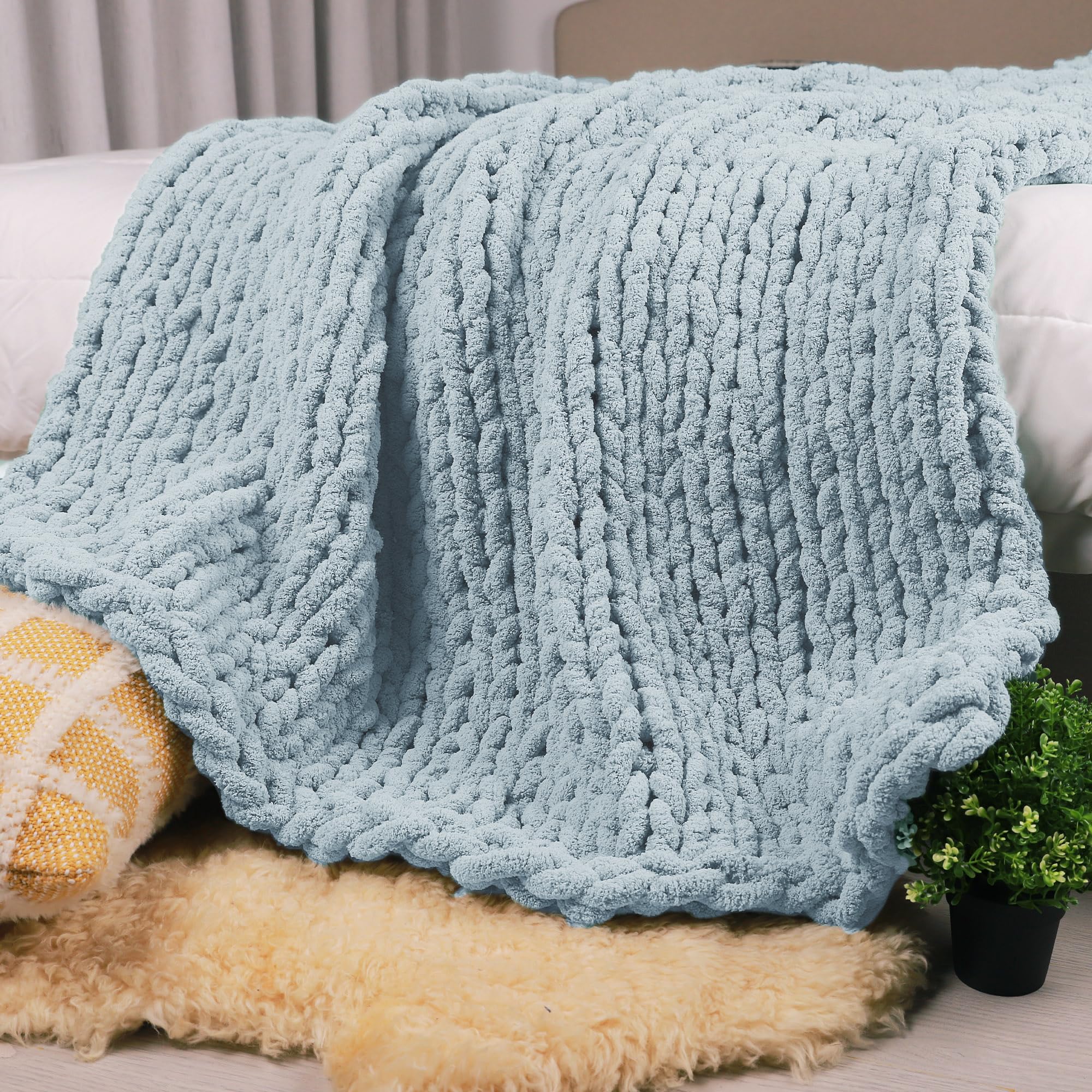 Carriediosa Chunky Knit Throw Blanket 60" X 80" Twin, 100% Hand Made Large Chenille Loop Yarn Soft Fluffy Throws for Couch Sofa Bed, Big Crochet Cozy