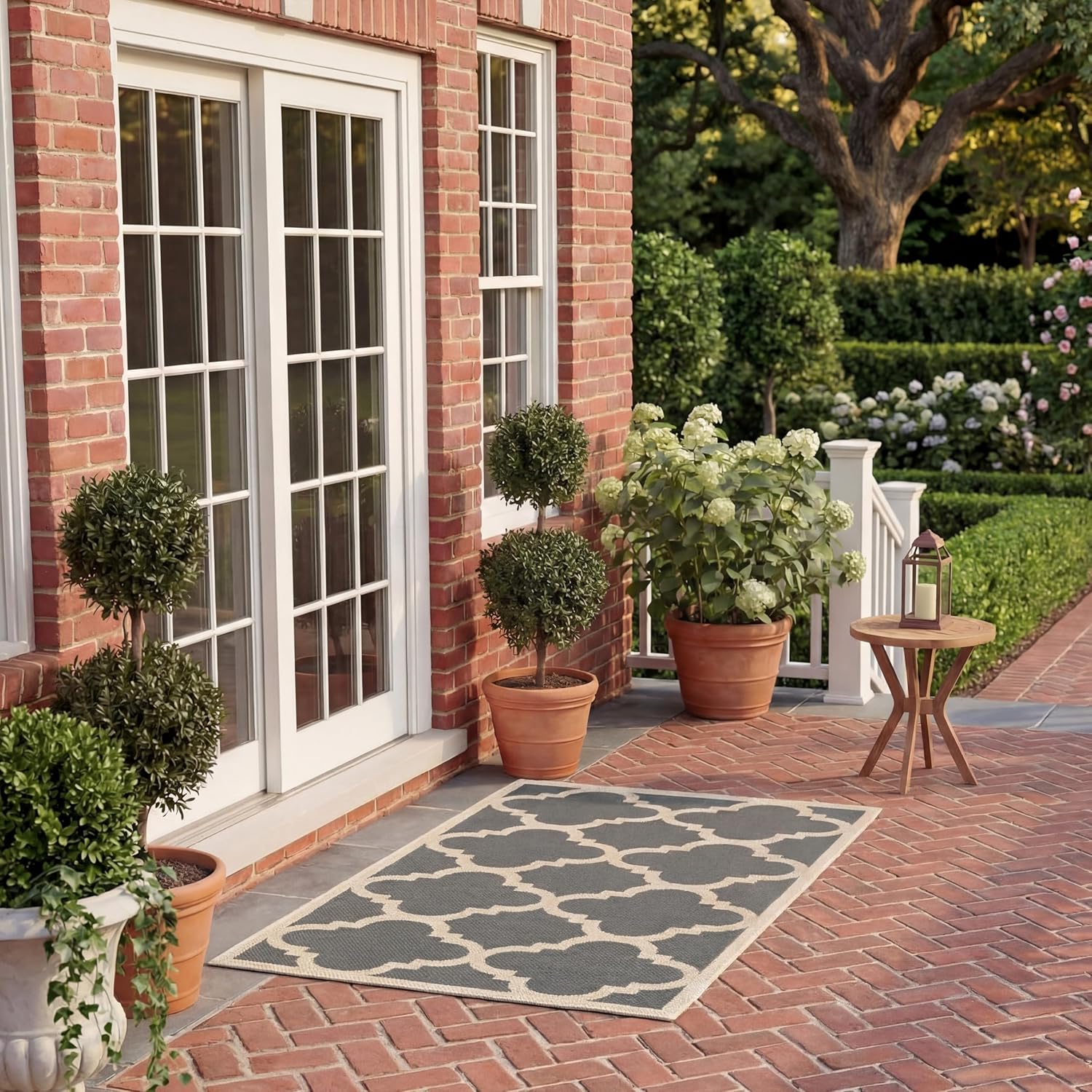 SAFAVIEH Washable Rug Outdoor Courtyard Collection - 2' x 3'7", Grey & Beige, Non-Shedding & Easy Cleaning, Ideal for Patio, Front Door, Entryway, Doormat (CY6243-246)