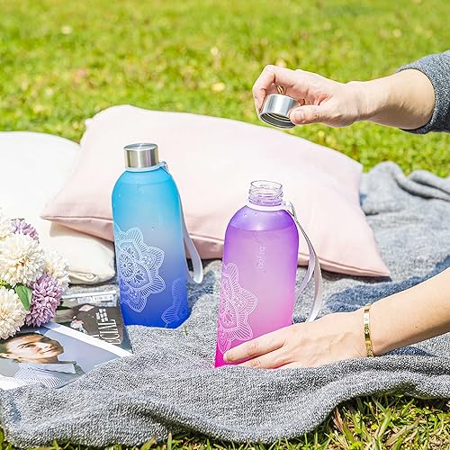 Miniatura 8 de bzyoo Botella de agua de 32 onzas con marcador de tiempo de 1 litro, sin BPA, de plástico duradero esmerilado con correa, botella de agua