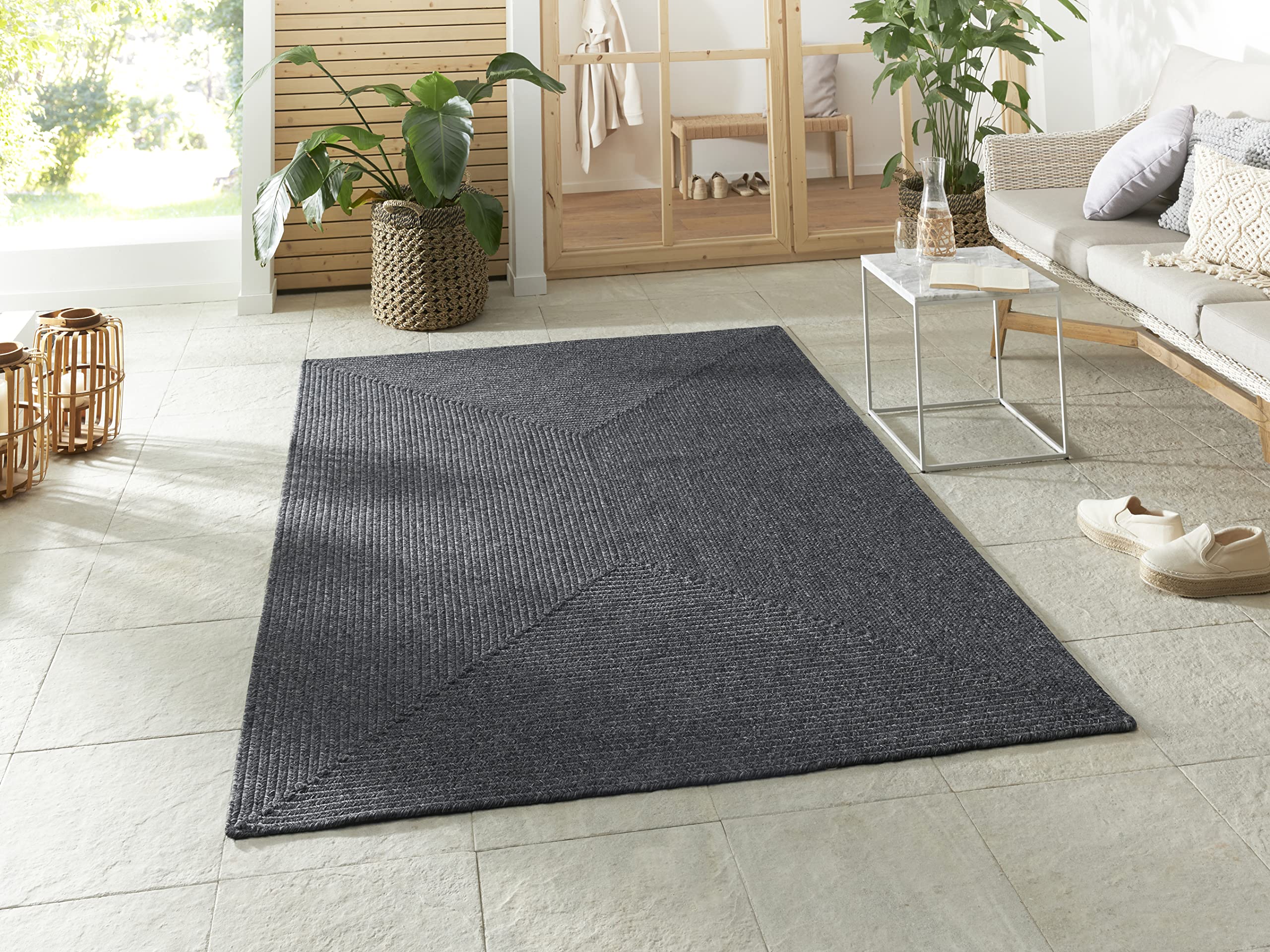 Northrugs Trenzado In- & Outdoor Teppich Wetterfest – Pflegeleicht Handmade-Look für Innen und Außen Gewebter Outdoorteppich Läufer für Balkon, Terrasse, Wohnzimmer, Garten – Dunkelgrau, 120x170