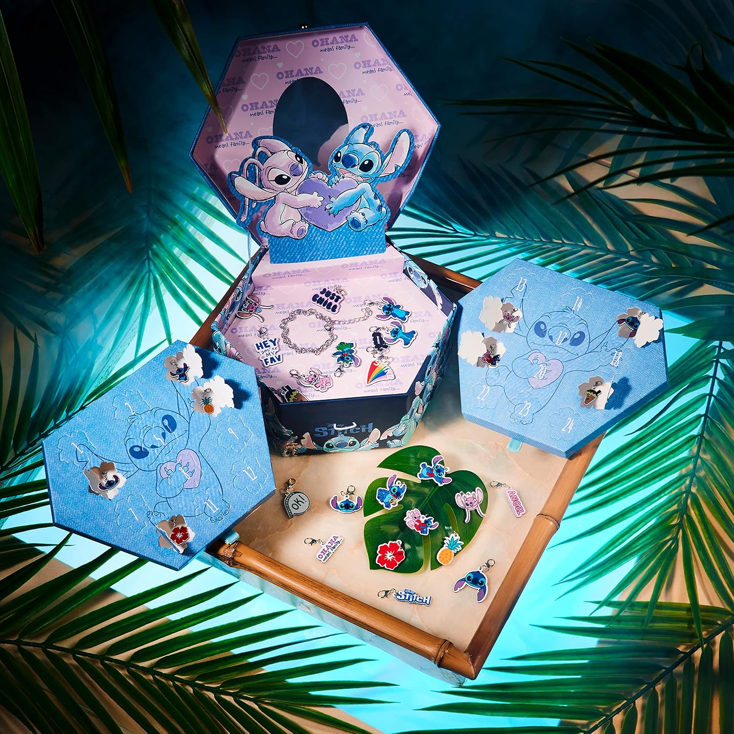 Disney Stitch Advent Calendar 2025 Kids Teens Jewelry Charm Bracelet Christmas Countdown Calendar Stitch Gifts for Girls (Stitch Jewellery)