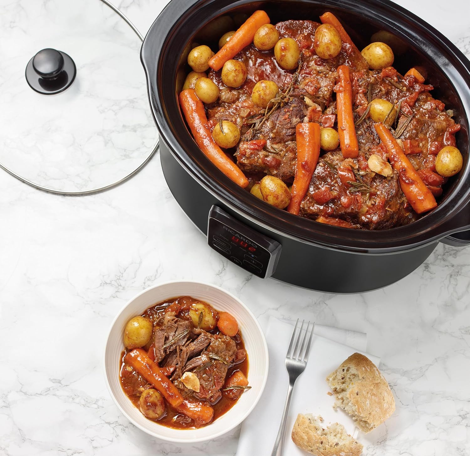 Cooked stew in RICARDO Slow Cooker ceramic pot