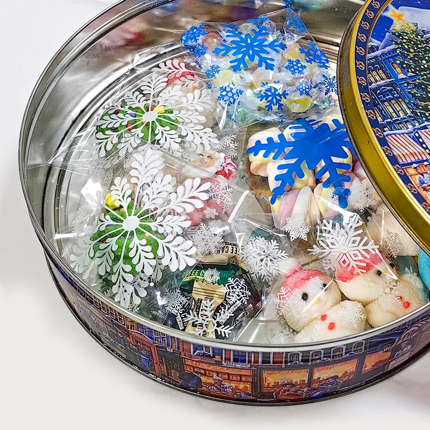QOIUSO 200 Pcs 4x4 Inch Christmas Cookie Bags – 4 Snowflake Designs Self-Adhesive Cellophane Treat Bags for Cookies, Candies, Holiday Goodies, Party Favors, and Gift Giving image 3