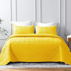 Whale Flotilla Quilt Set King Size, Soft Microfiber Lightweight Bedspread Coverlet Bed Cover (Wave Pattern) for All Seasons, Yellow, 3 Pieces (Includes 1 Quilt, 2 Shams)