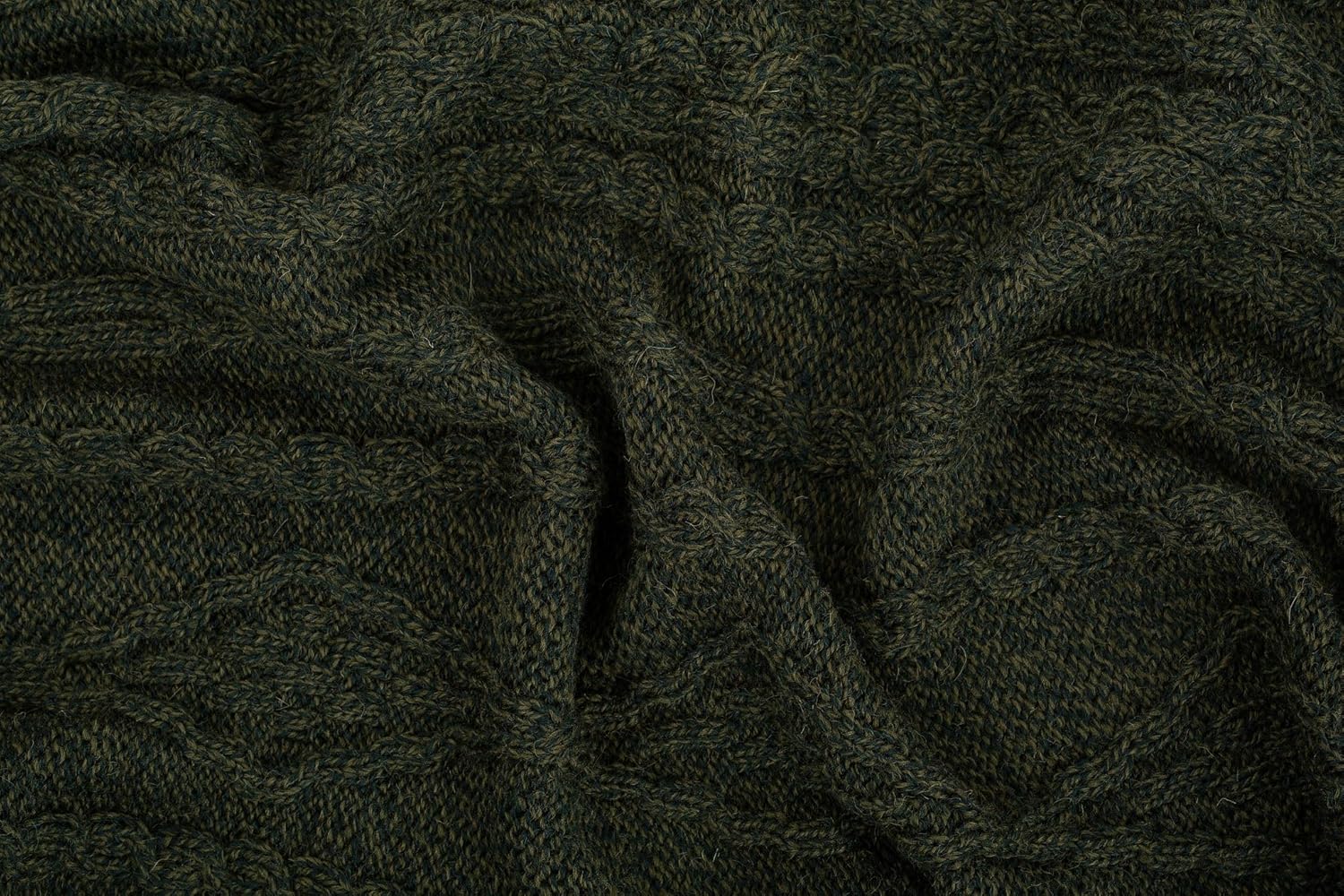 Fisherman Cable Knit Throw/Blanket 100% Virgin Wool 70 x 45 Inches (Army Green) - Image 4
