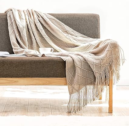 Amazon ブランケット 毛布 北欧風 膝掛け 防寒 おしゃれ 持ち運べる 温かみを感じるケーブル編み 無地 ひざ掛け 薄手 127cmx172cm カーキ 217caa ブランケット 毛布 オンライン通販