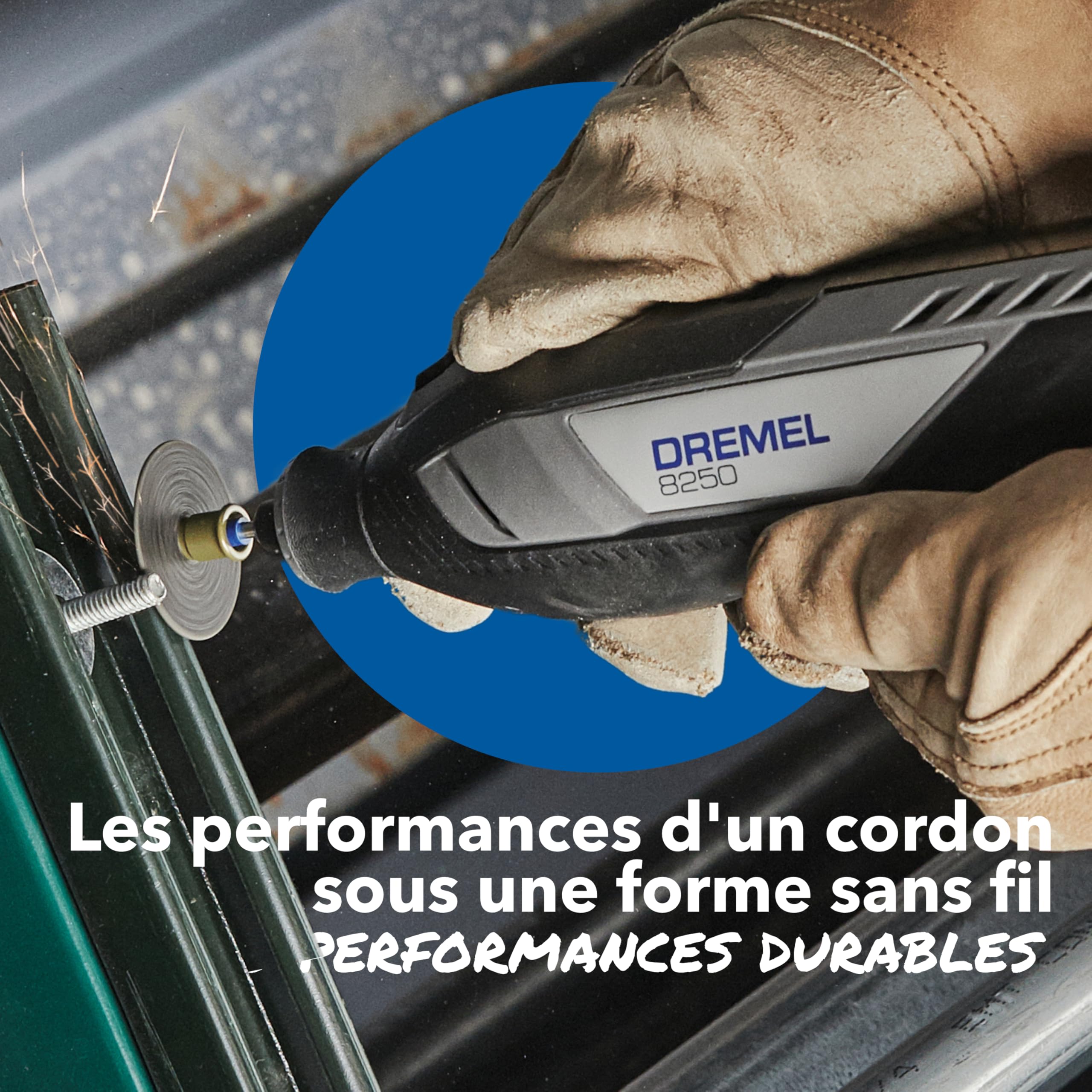 Dremel 8250 12V Outil rotatif sans fil 5 000-30 000 tr/min Outil multifonction sans balais avec étui souple, 5 accessoires, 1 batterie + chargeur pour poncer, fraiser, graver, couper