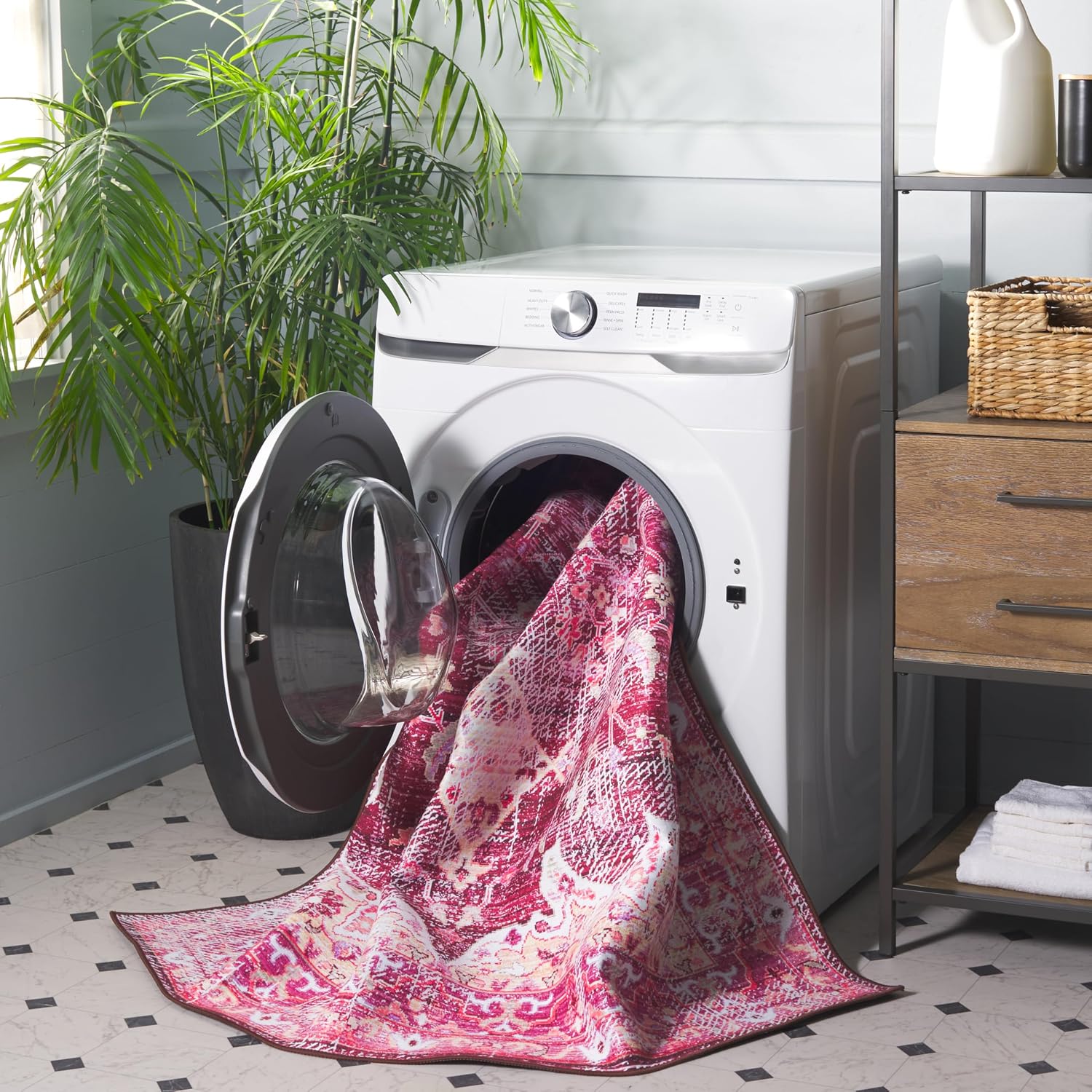 SAFAVIEH Washable Rug Tucson Collection - 4' x 6', Burgundy & Pink, Slip Resistant & Easy to Clean, Ideal for Foyer, Kitchen, Nursery, Office, Bedroom (TSN206Q)