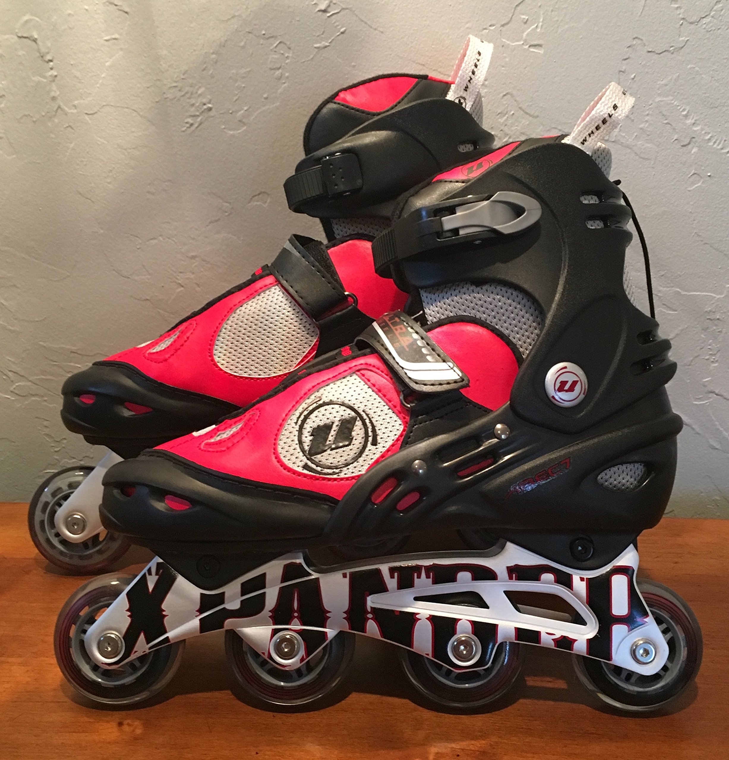ULTRA WHEELS インラインスケート　22㎝ Amazon.co.jp: Ultra Wheels 大人用 インラインスケート ブラック