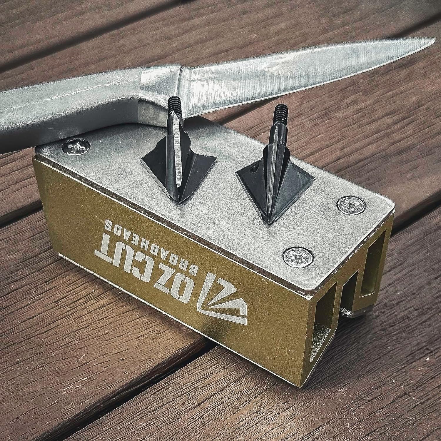 OZCUT 2 Easy Broadhead Sharpener