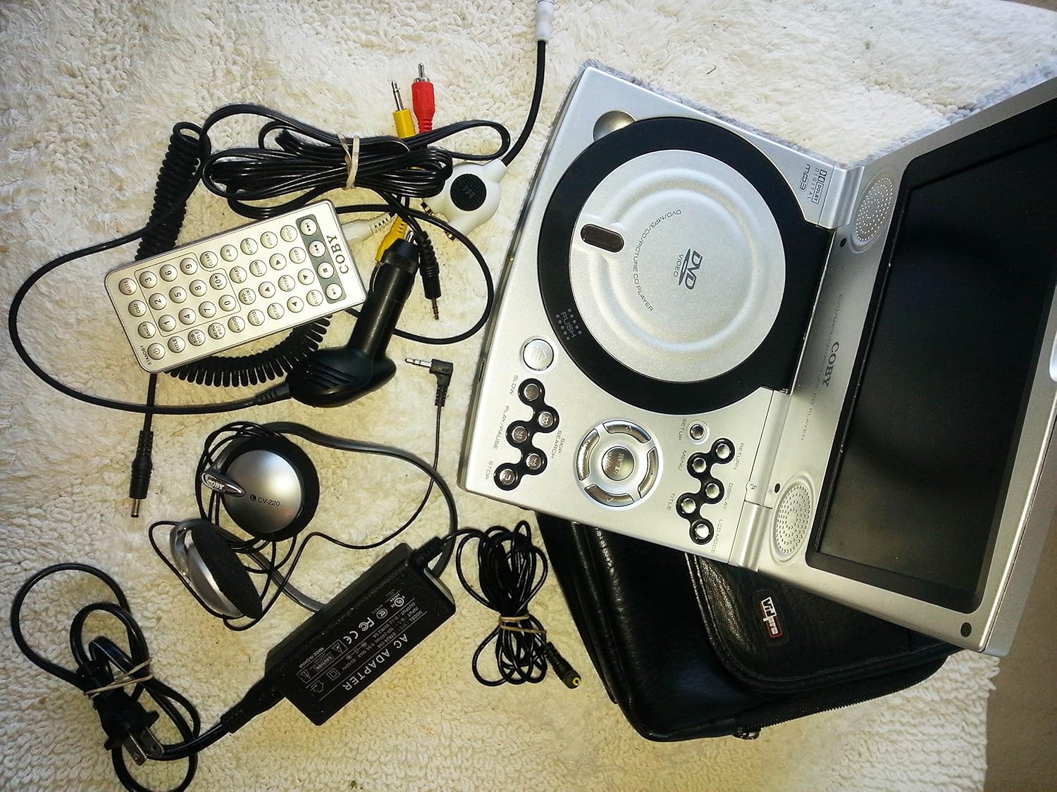 Coby TFDVD7100 Portable DVD Player Amazon.ca Electronics