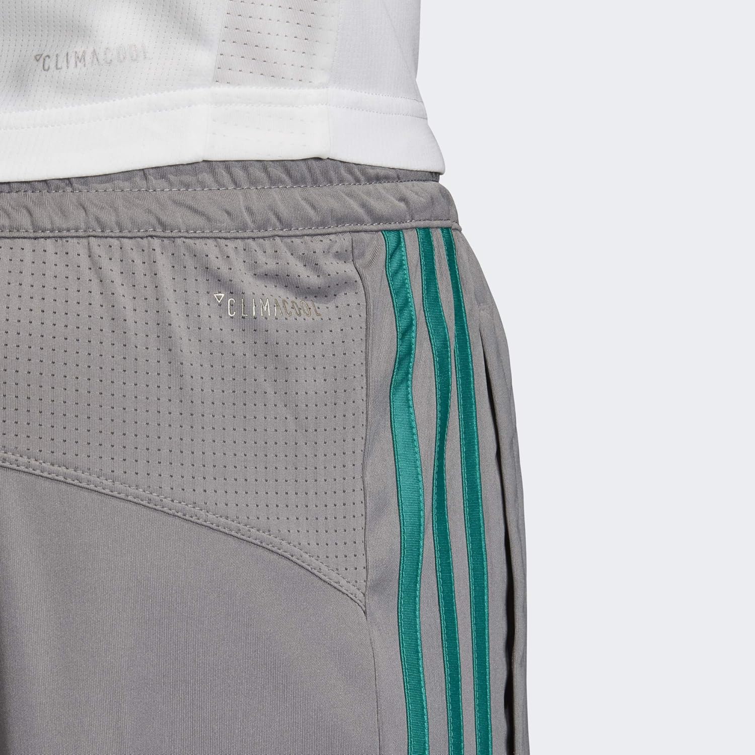 adidas Men's Designed 2 Move Climacool 3-Stripes Shorts 3X-Large Tall Grey/White