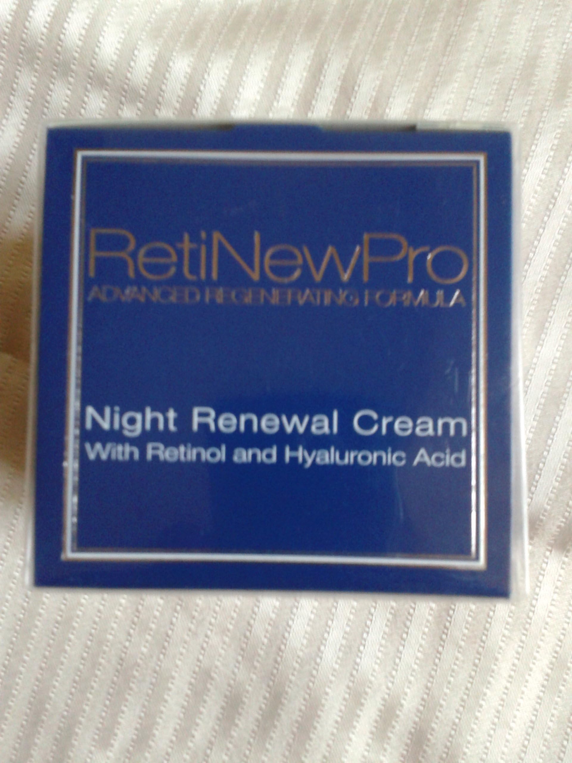 Night Renewal Cream with Retinol & Hyaluronic Acid