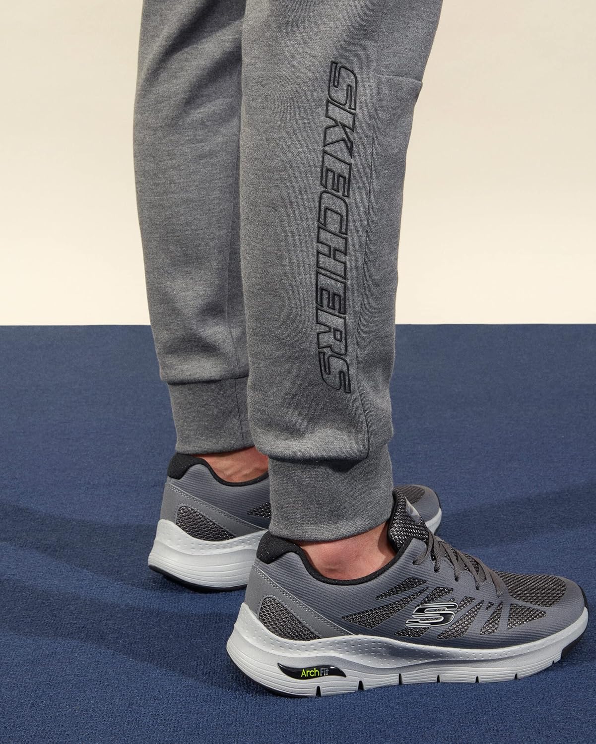 Skechers Mens Arch Fit Charge Back 8 X-Wide Charcoal/Black