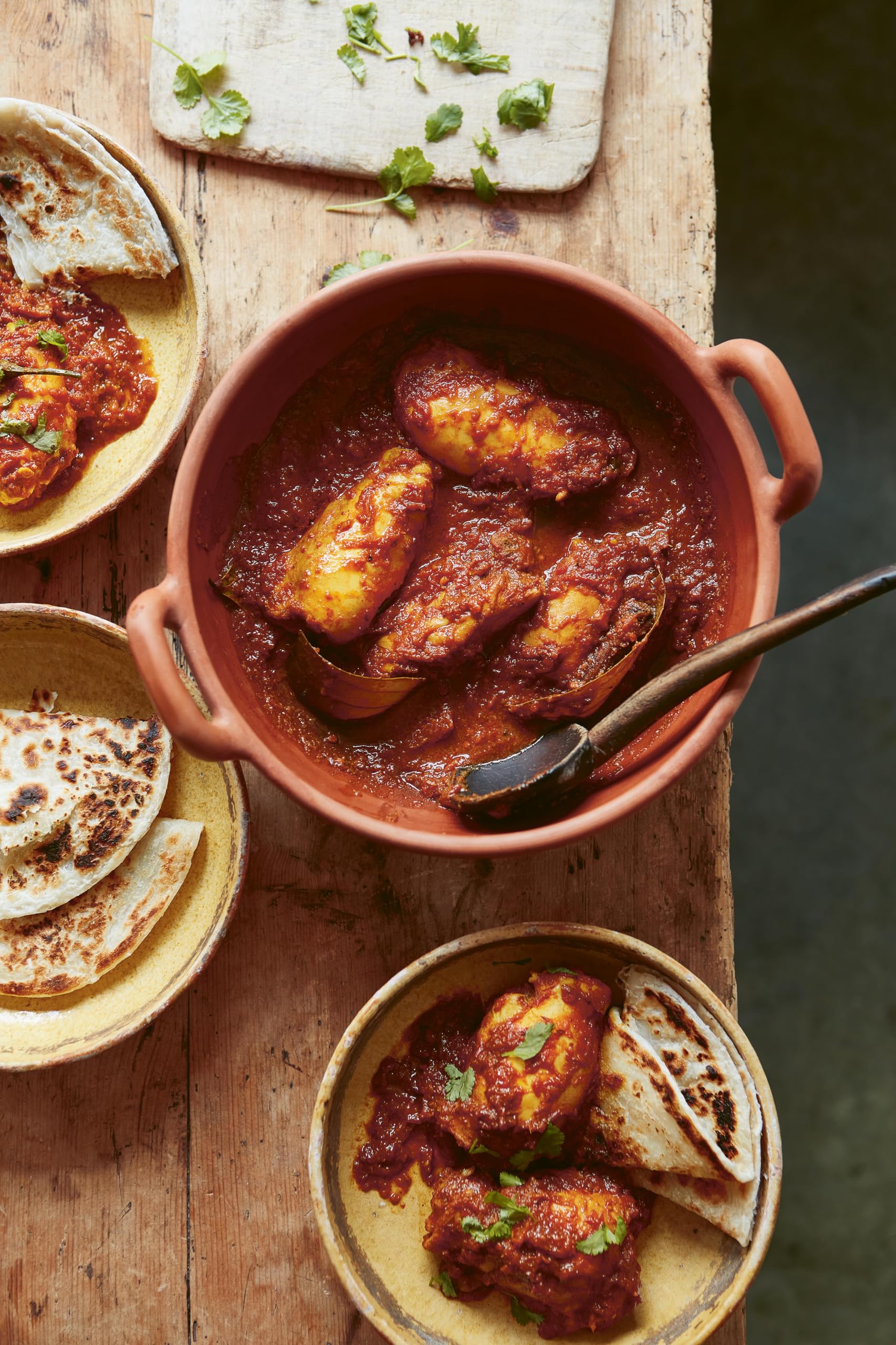 Indian Kitchens: The multi-award winning cookbook of treasured family recipes from across the land