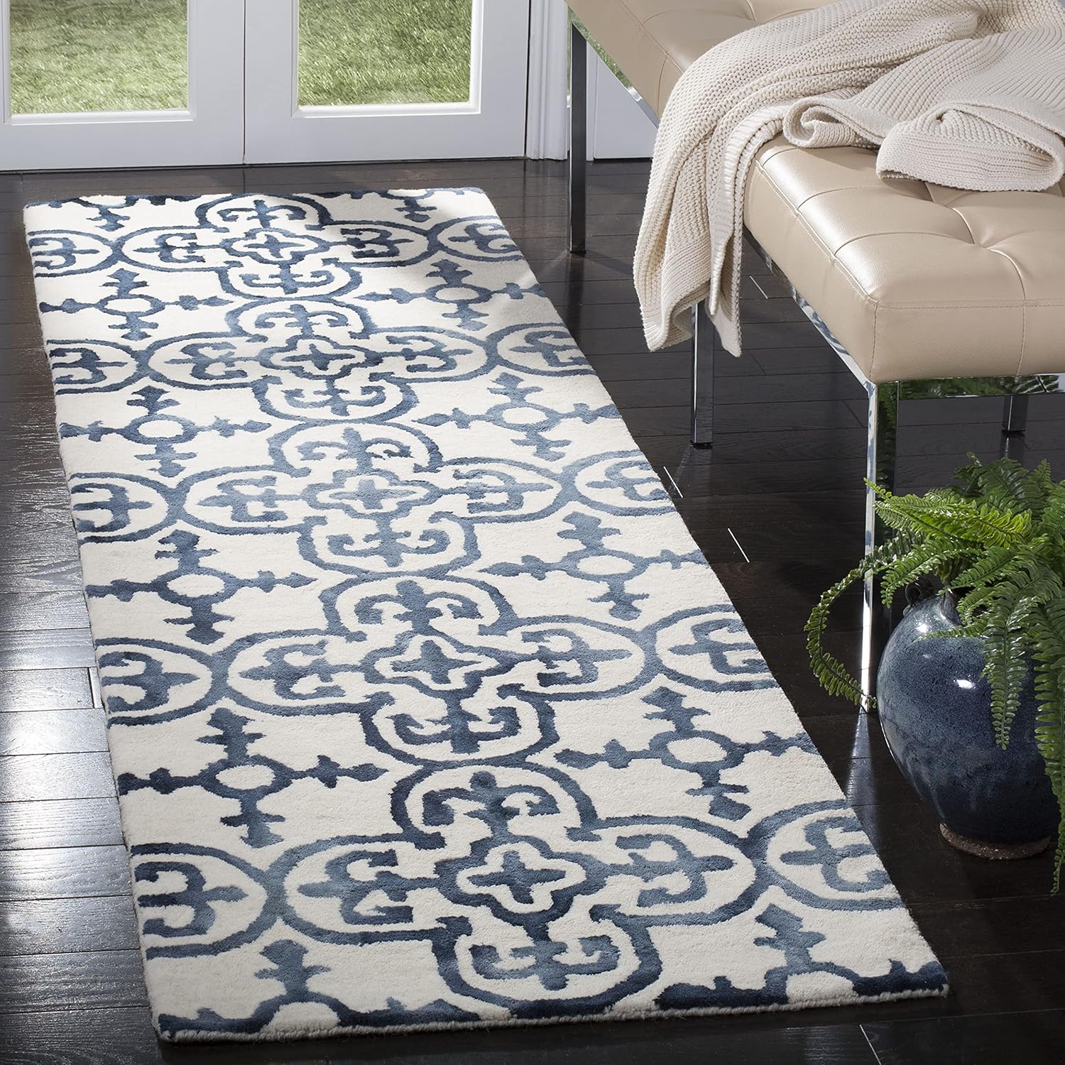 SAFAVIEH Dip Dye Collection Runner Rug - 2'3" x 12', Ivory & Navy, Handmade Moroccan Watercolor Wool, Ideal for High Traffic Areas in Living Room, Bedroom (DDY711P)