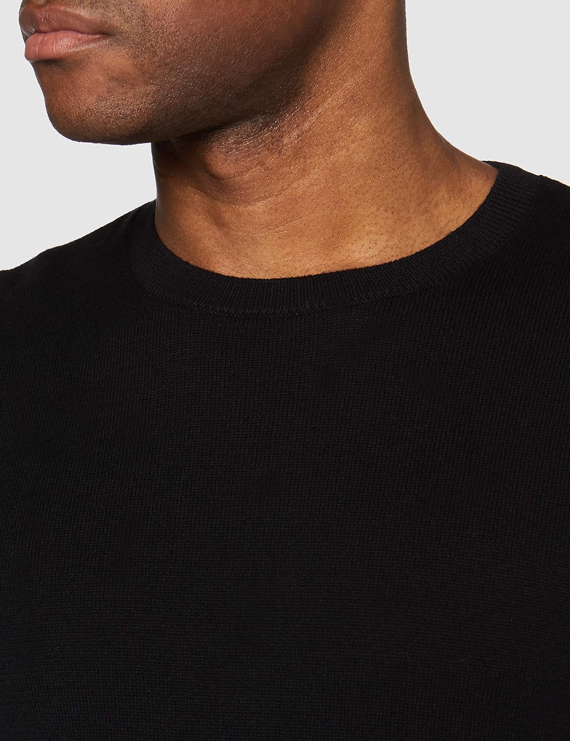 find. Men's Crew Neck Knitted Jumper