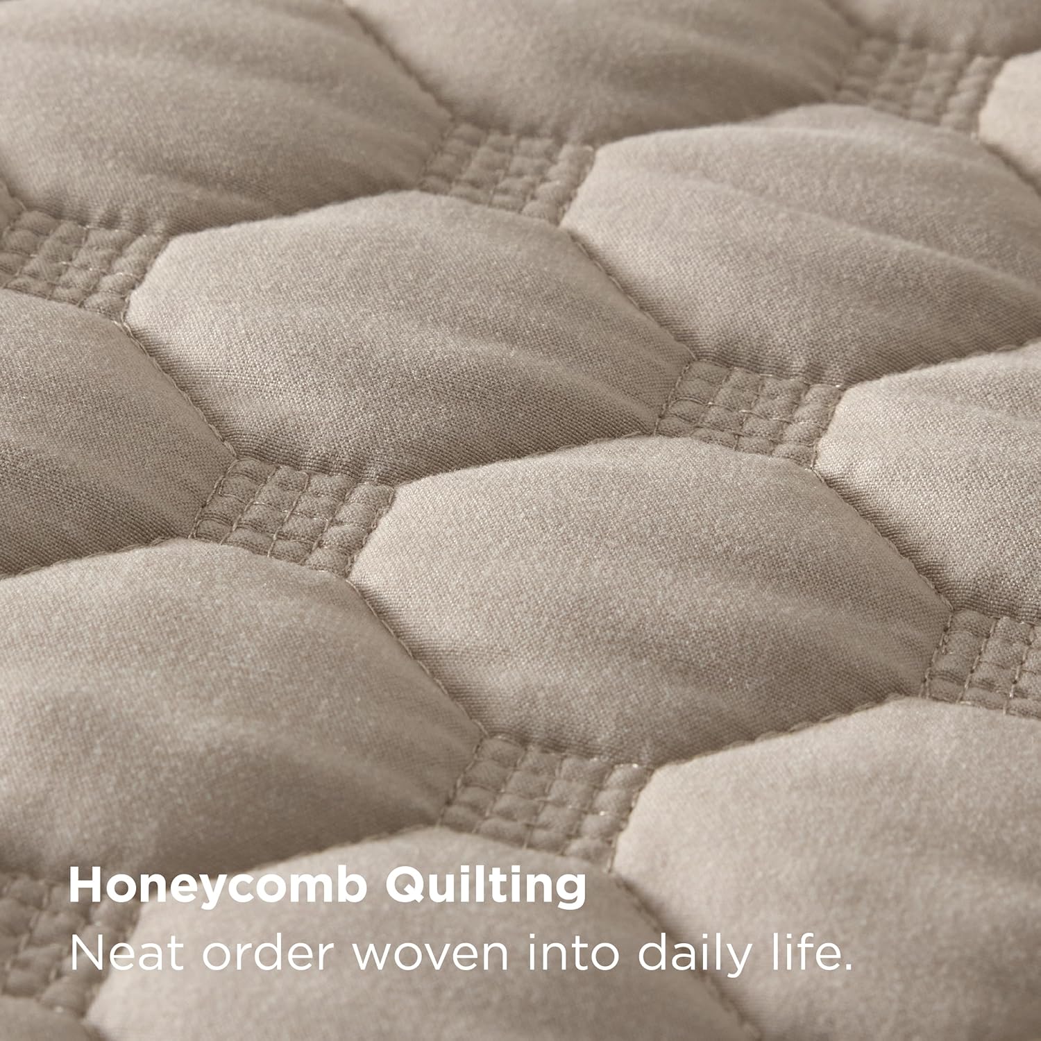 Bedsure Quilts Queen Size - Lightweight Bedspreads Queen Size with Classic Honeycomb Quilting, Soft Quilt Bedding Set, Taupe Comforter Set Coverlet for All Seasons with 2 Pillow Shams (90" x 96")