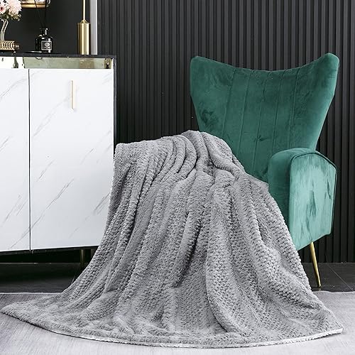 Miniatura 8 de Tache - Manta de piel sintética gris oscuro para sofá, manta mullida con textura burbujeante a rayas en relieve, cálida y súper suave manta de felpa