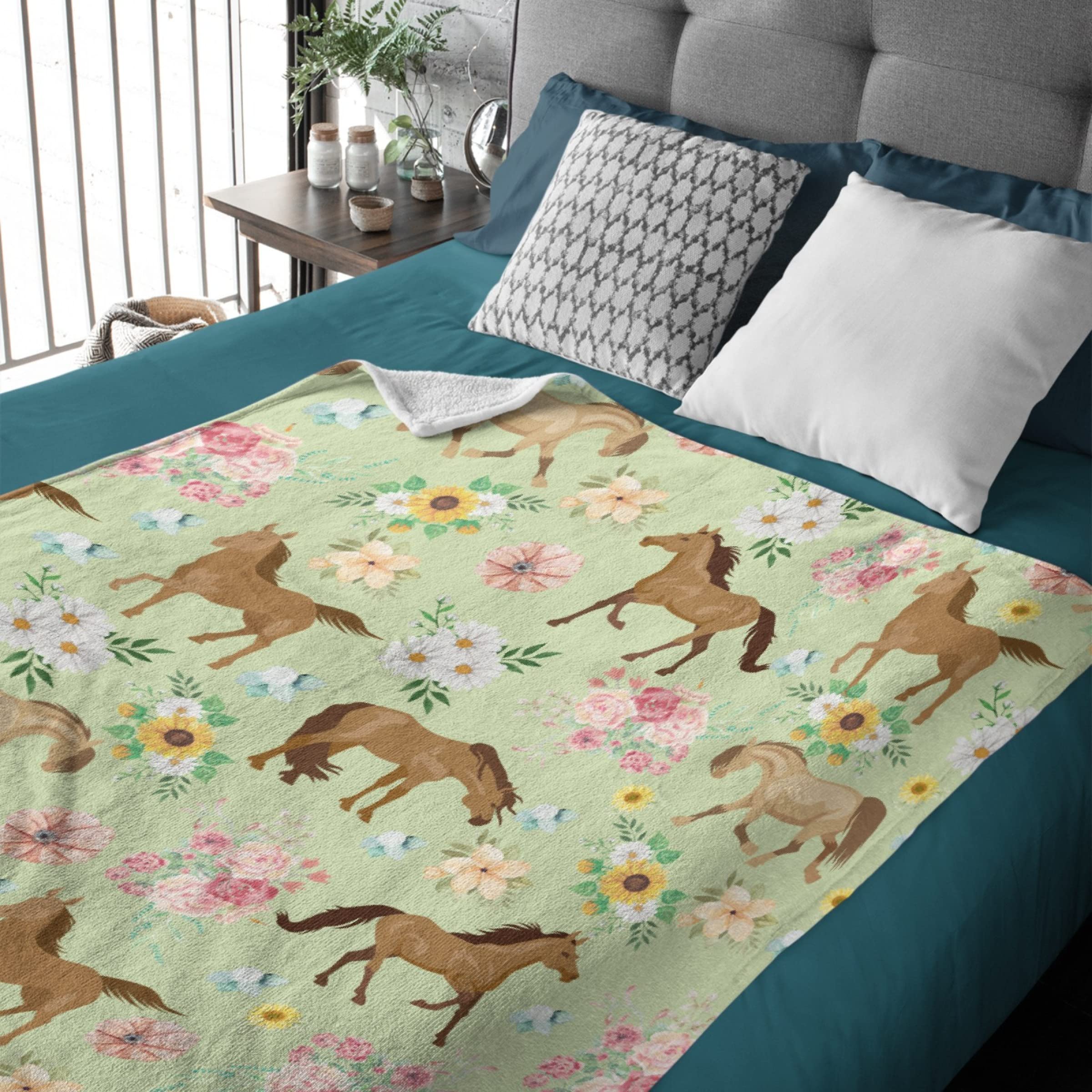 Darani Horses Floral Horse Breeds Farm Animal Lightweight Super Soft Cozy Throw Blanket Warm and Lightweight Soft Flannel Blankets 40x30 XSmall for Puppy Bed Blanket