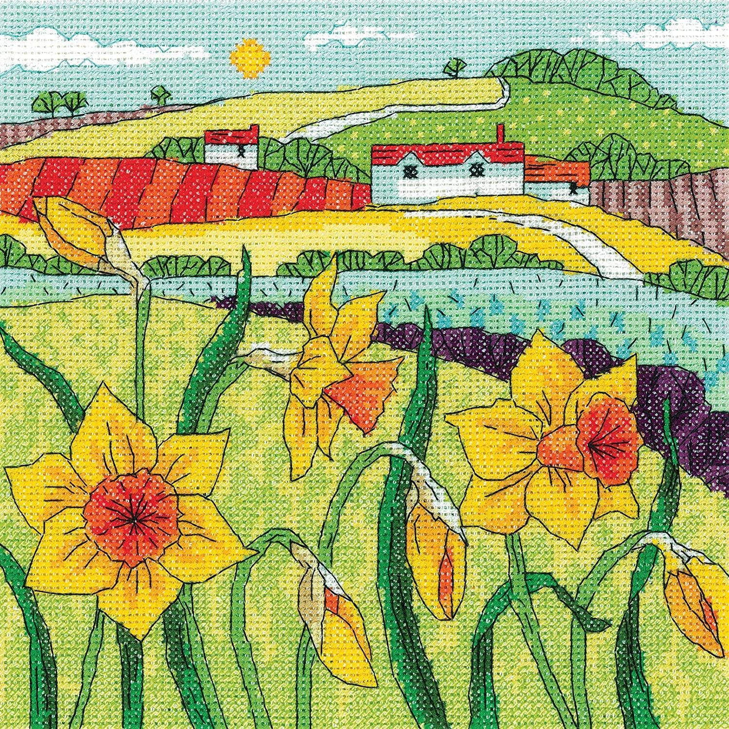 Heritage Crafts Clear Cross Stitch Kit - Daffodil Landscape (Aida)