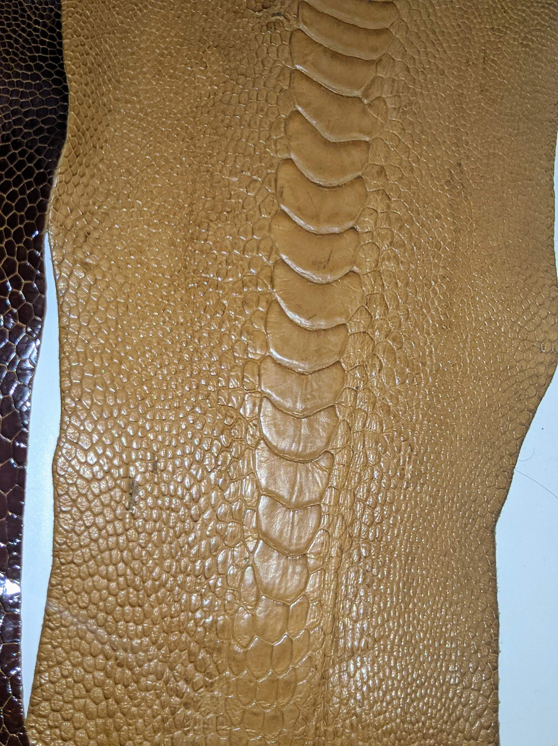 Cuir véritable exotique Zampa tabac pour sublimer vos chaises en tissu et vos meubles