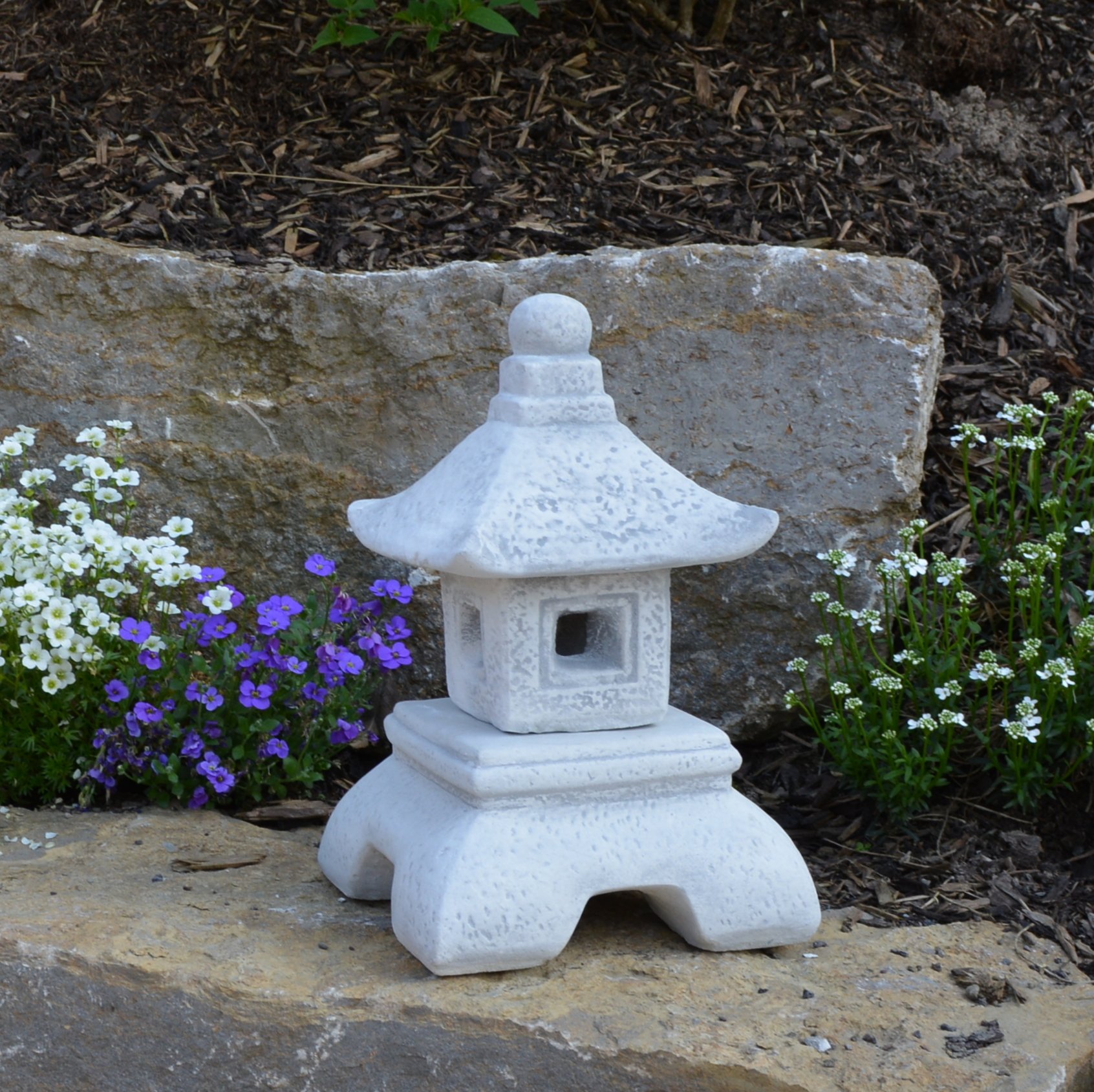 gartendekoparadies.de Massive lanterna di pietra Yukimi Oki Gata Rankei giapponese fatto del cast in pietra frostfest