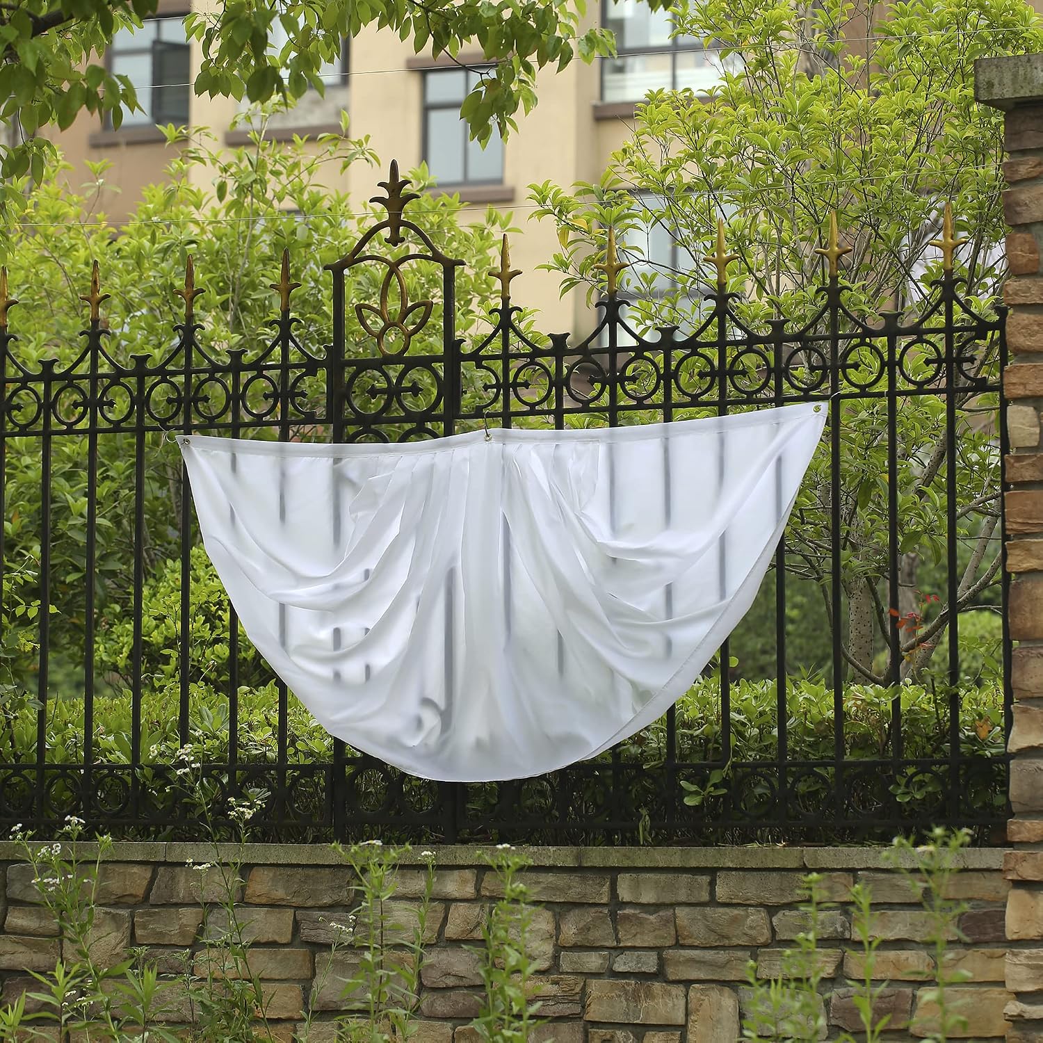 White Pure Solid Colour Pleated Fan Flag Bunting 3 x 6 Ft Colour Pleated 2 Pcs Fan Flag Banner Indoor/Outdoor/Front Porch Decorations, Colour Half Fan Flag Patriotic Holiday Decorations.