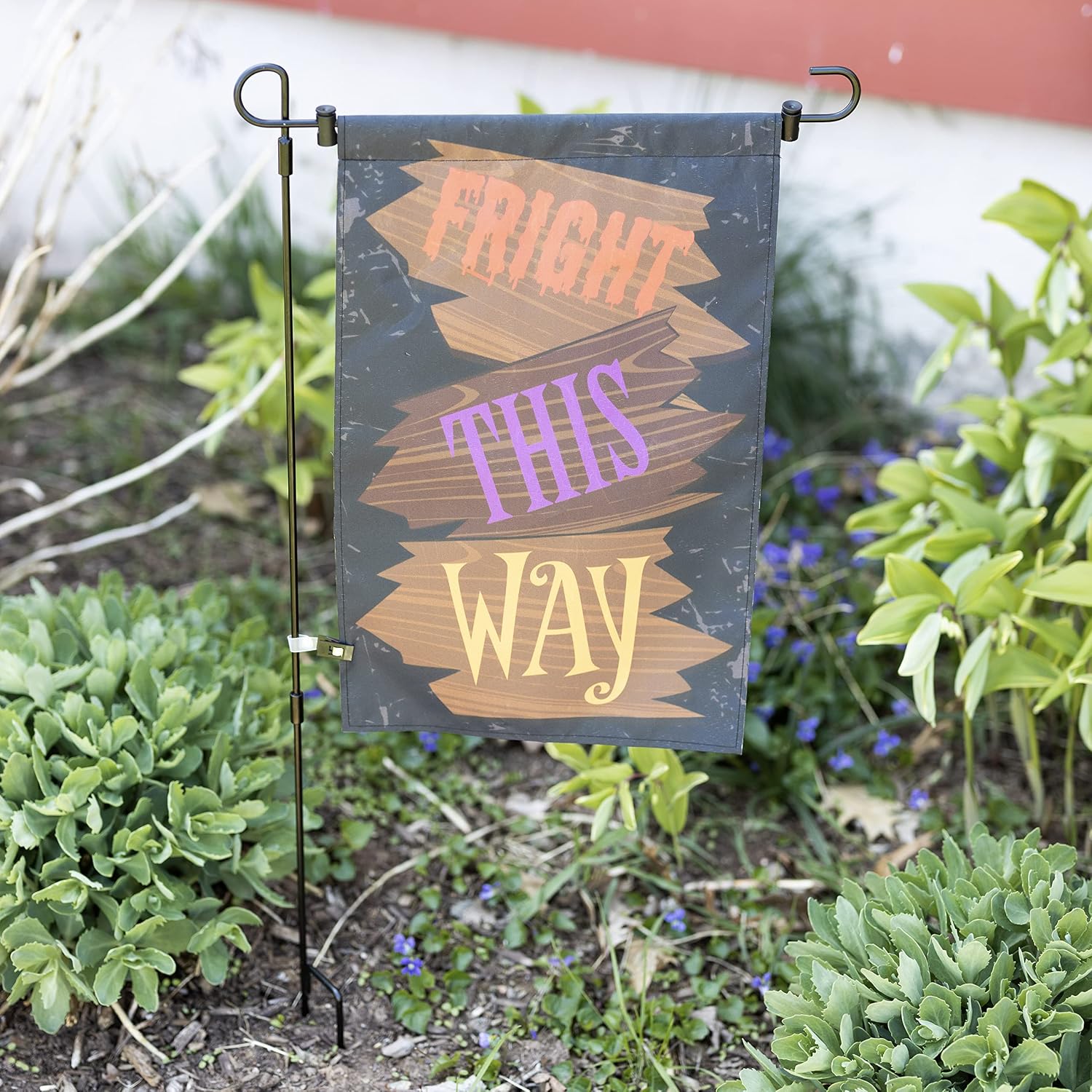 Halloween Garden Flag - "Fright This Way" - POLE INCLUDED- 12" x 18" - Outdoor Water and Weatherproof Lawn Sign, Spooky Fall Party Decor Outdoor House Decoration