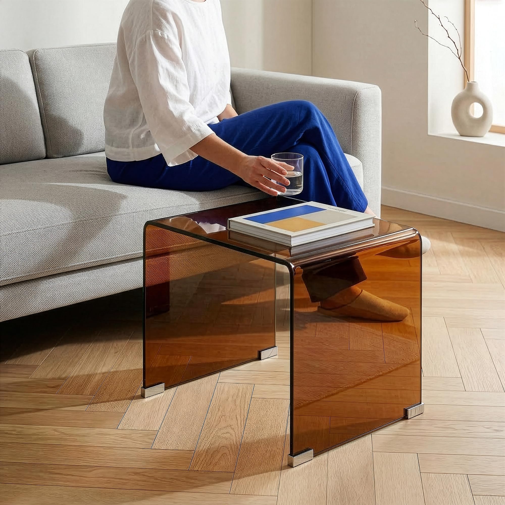 en.casa] Beistelltisch Varlofrek Braun Glas 50 x 50 x 50 cm Wohnzimmer Glastisch Couchtisch Nachttisch für Schlafzimmer Küche, Haushalt & Wohnen