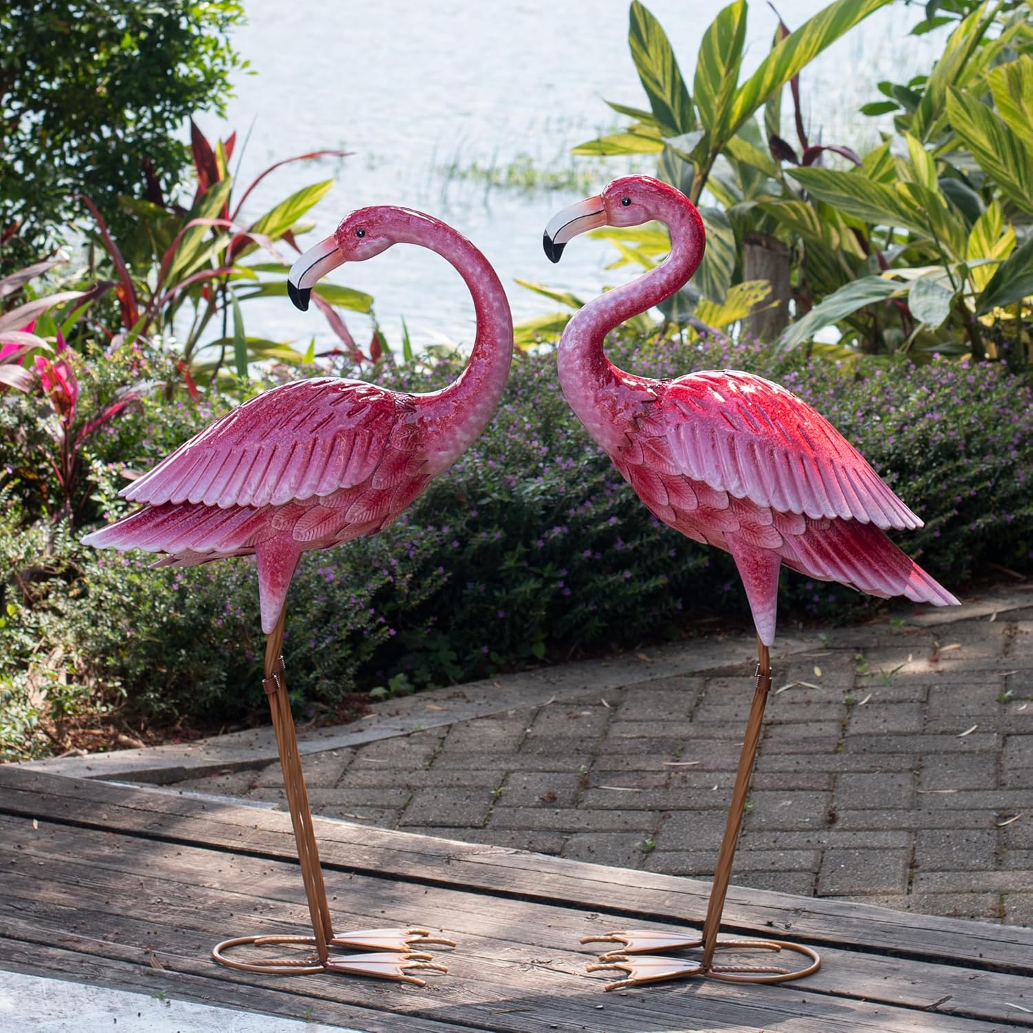 Kircust Outdoor Statue Flamingo Garden Decor, Yard Art Metal Birds Sculpture & Statues, Large Pink Flamingos Lawn Ornaments for Home, Patio, Backyard Decor (2-Pack)