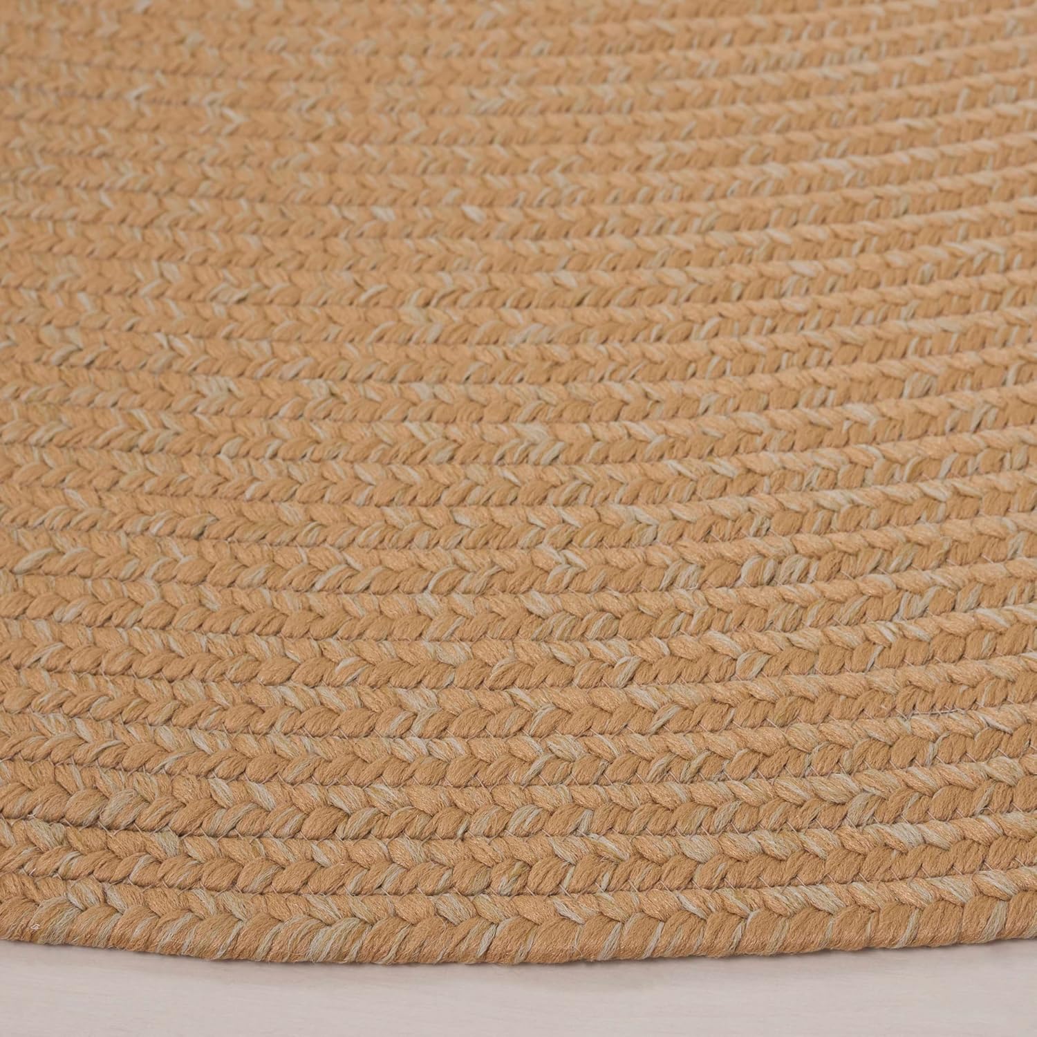 SAFAVIEH Washable Rug Outdoor Braided Collection - 5' Round, Beige & Tan, Handmade & Reversible, Non-Shedding & Easy to Clean, Ideal for Patio, Backyard, Mudroom (BRD315D)