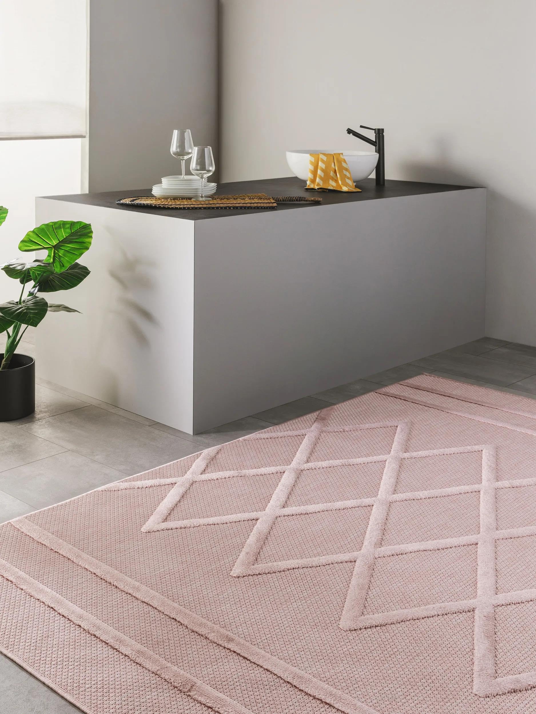 benuta Nest Tappeto Esterno & Interno Bonte - Rosa 80x150 cm - Resistente e Facile da Pulire - Per Balcone, Terrazza, Giardino - Cucina & Soggiorno - Geometrico, Stile Boho, Hygge Cozy