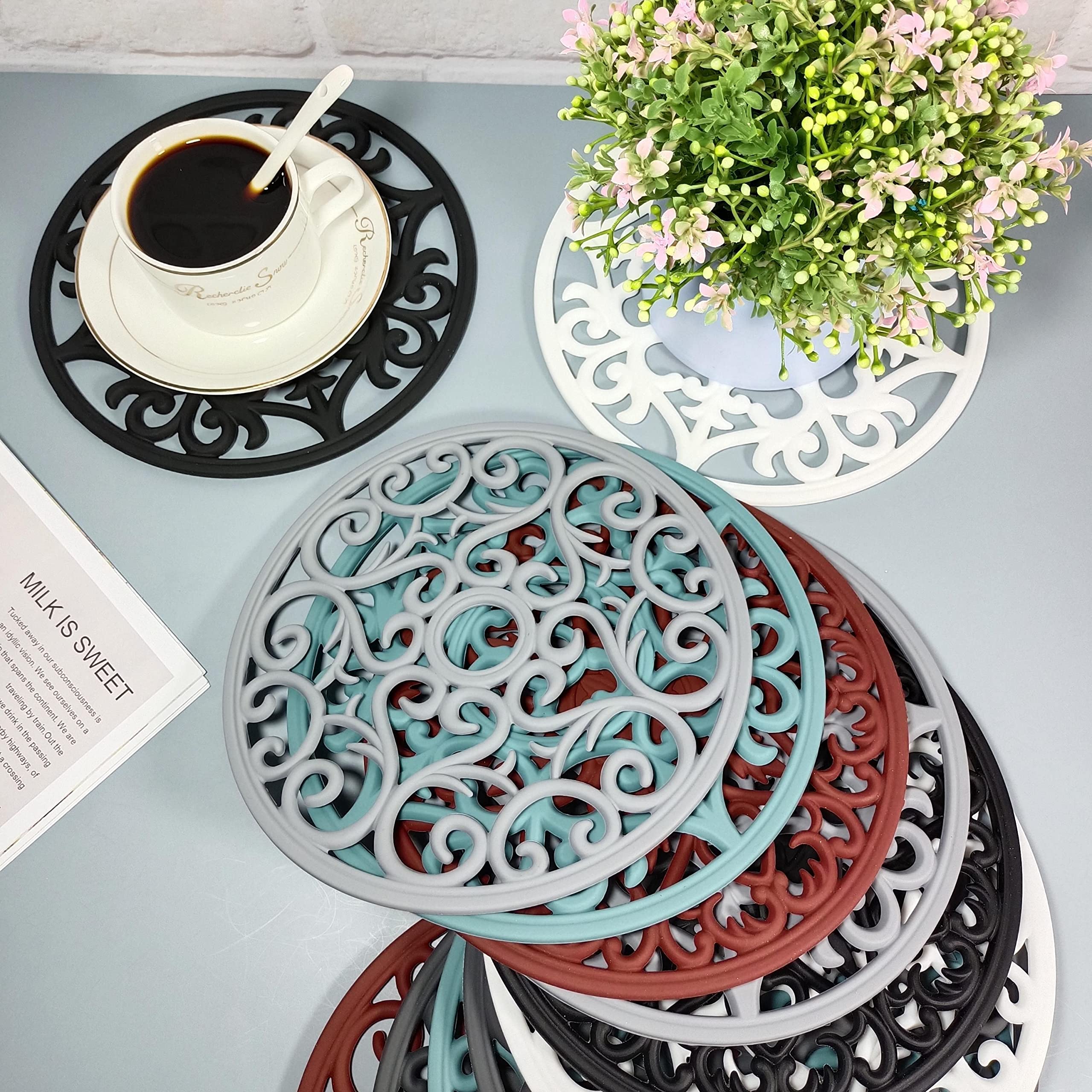 Lot de 6 dessous de plat en silicone pour plats chauds, tables, comptoirs, antidérapants, résistants à la chaleur, dessous de plat rond et flexible, multi-usages, finement sculptés - Blanc