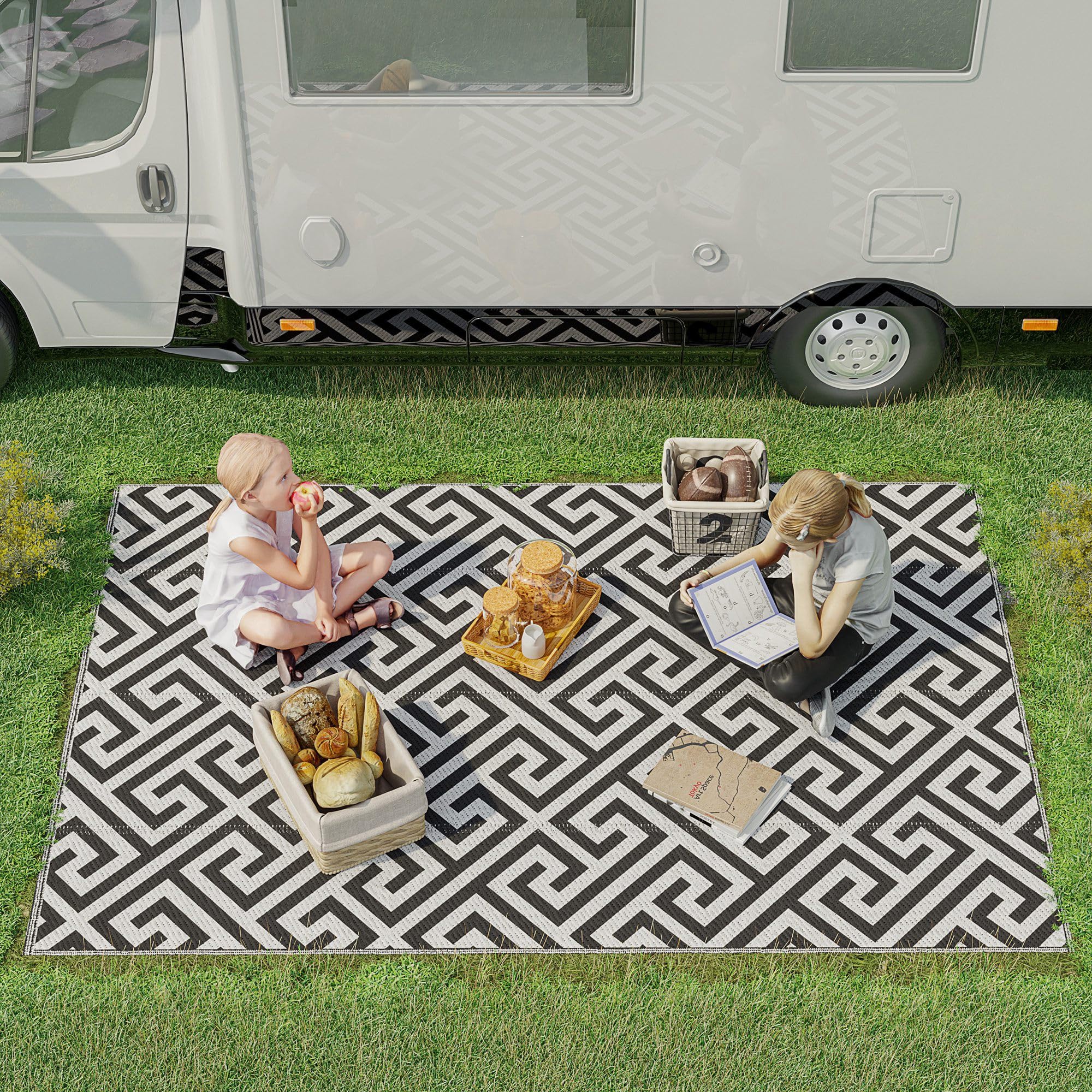 Outsunny Outdoor Plastic Straw Rug Portable RV - Black, White / 152cm