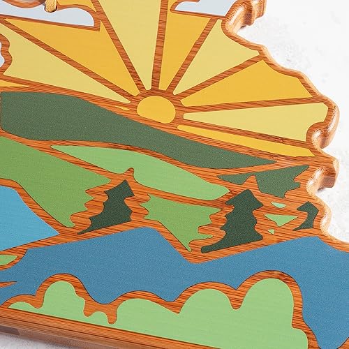 Vista 293 de Totally Bamboo Tabla de cortar con forma del estado de Nebraska y bandeja para servir charcutería con ilustraciones de Summer Stokes, incluye