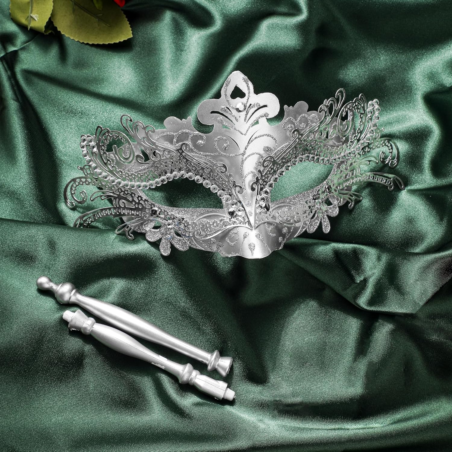 YU FENG Venetian Masquerade Mask for Women Couples Besties-Prom,Balls,Mardi Gras,Halloween and Parties Costume Mask - Image 5