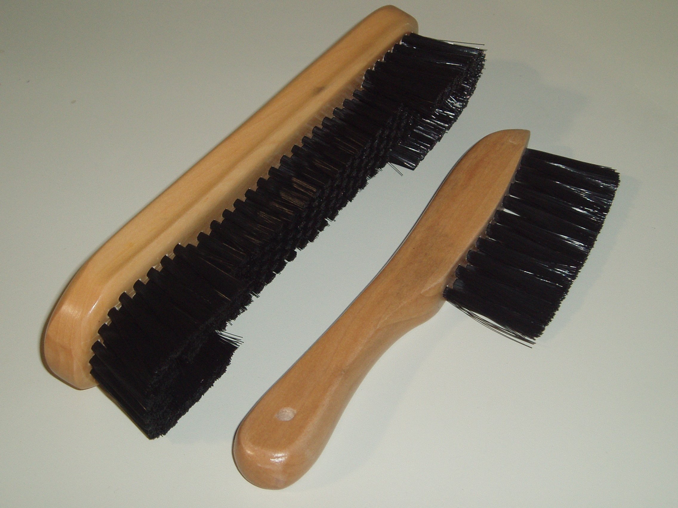 Sgl Black, Brown Pool/Snooker Table 2 Brush Rail And Bed **