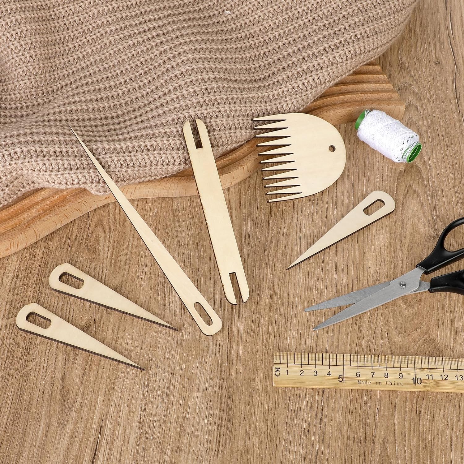 7 Pcs Wood Hand Loom Stick Set Hand Weaving Kit with 5 Pcs Wooden Weaving Needles 1 Piece Wooden Shuttle, 1 Piece Wood Weavings Comb for Knitted DIY Crafts Supplies