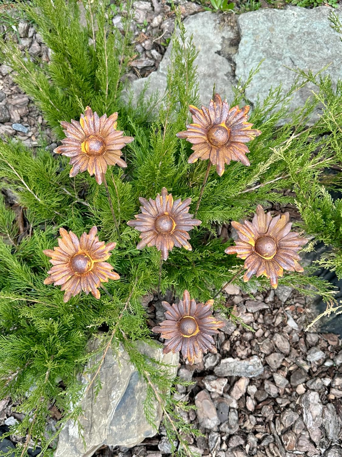 Metal Garden Decor, Rusty Flowers Set of 6, Garden Stakes, Yard Art, Outdoor Decor, Rusty Metal Garden Decor