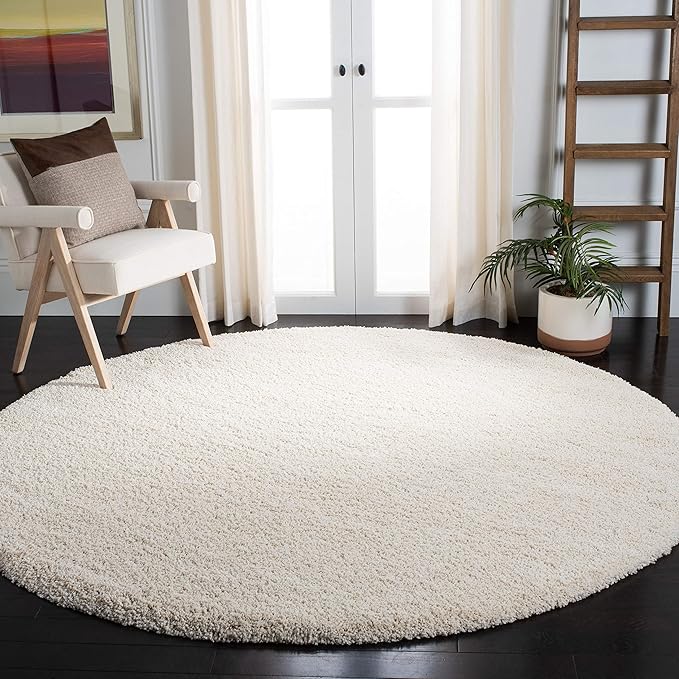 SAFAVIEH Milan Shag Collection Area Rug - 3' Round product photo